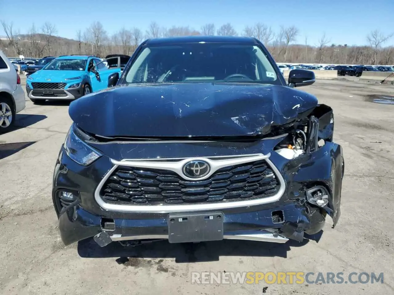 5 Photograph of a damaged car 5TDKDRAH9RS529558 TOYOTA HIGHLANDER 2024