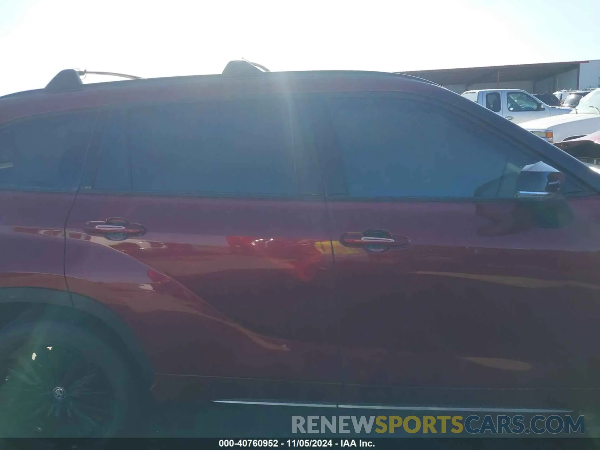 13 Photograph of a damaged car 5TDKDRAHXRS537037 TOYOTA HIGHLANDER 2024