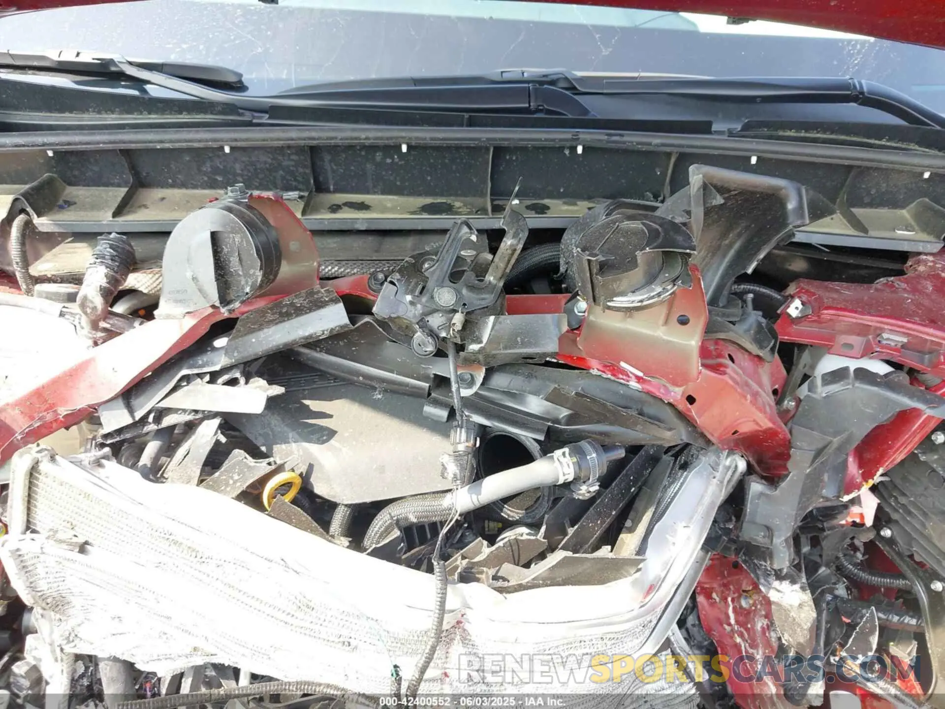 10 Photograph of a damaged car 5TDKDRAHXRS548099 TOYOTA HIGHLANDER 2024