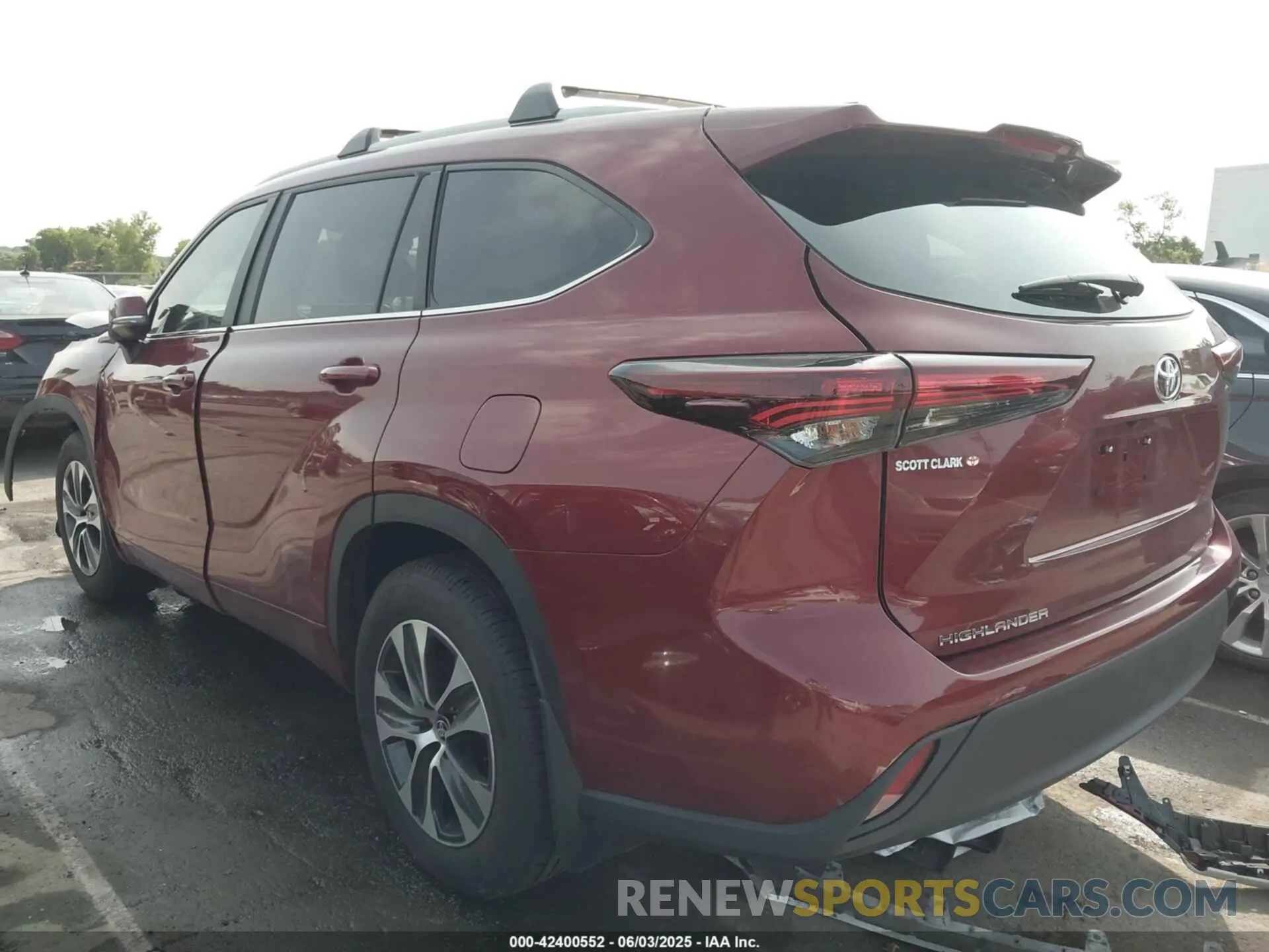 3 Photograph of a damaged car 5TDKDRAHXRS548099 TOYOTA HIGHLANDER 2024