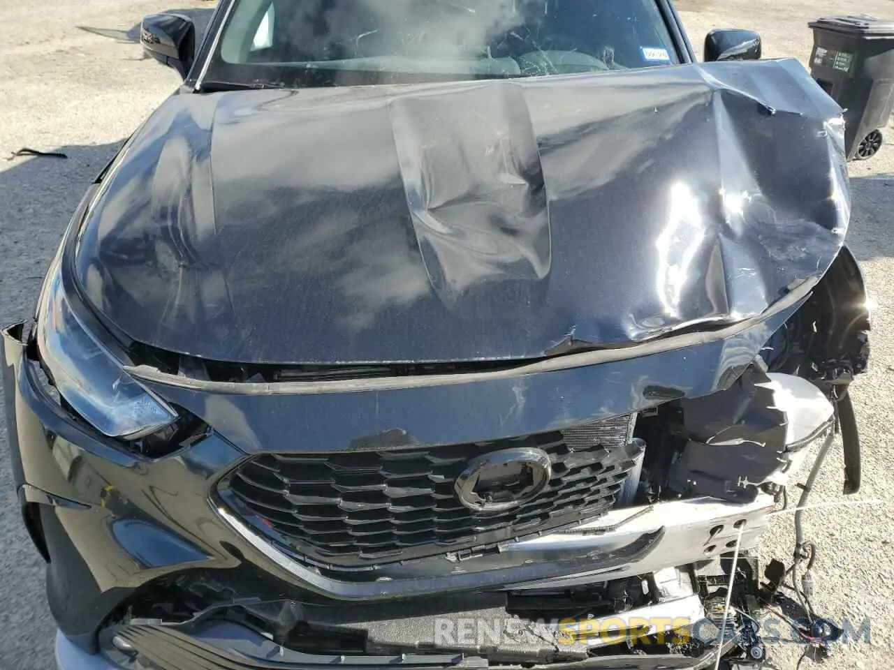 14 Photograph of a damaged car 5TDKDRAHXRS548863 TOYOTA HIGHLANDER 2024