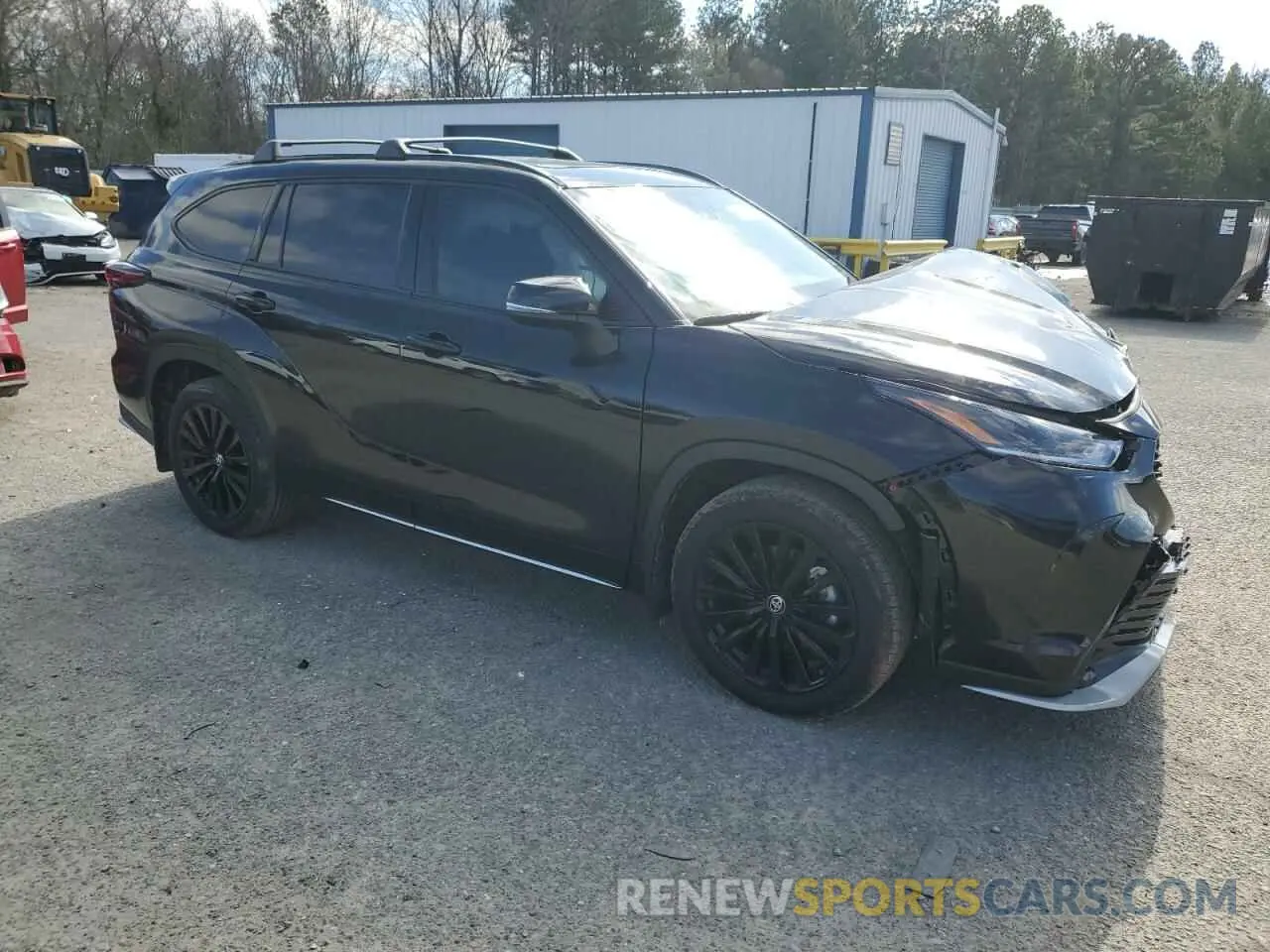 4 Photograph of a damaged car 5TDKDRAHXRS548863 TOYOTA HIGHLANDER 2024
