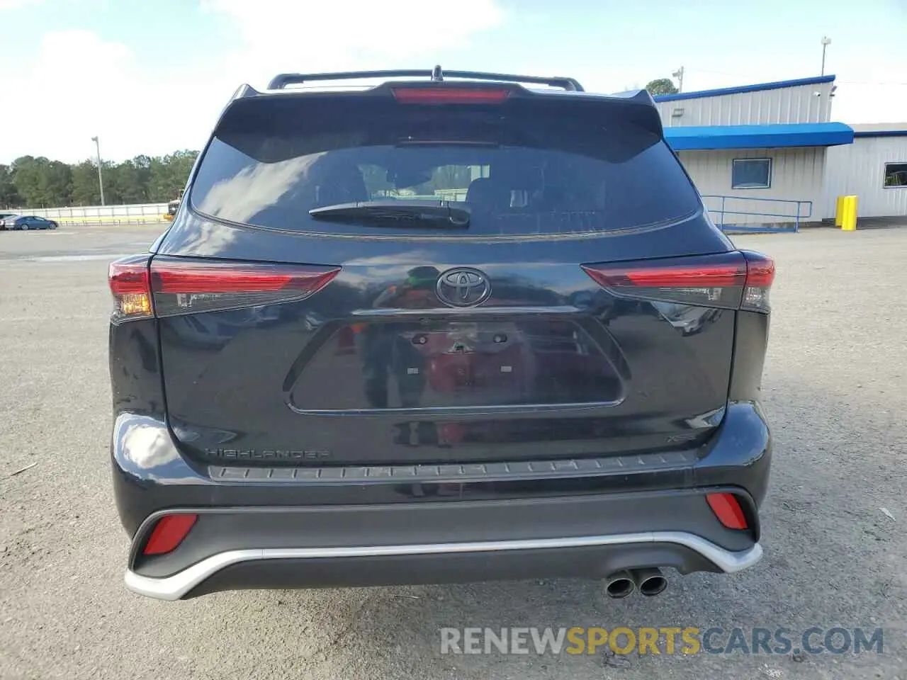 6 Photograph of a damaged car 5TDKDRAHXRS548863 TOYOTA HIGHLANDER 2024