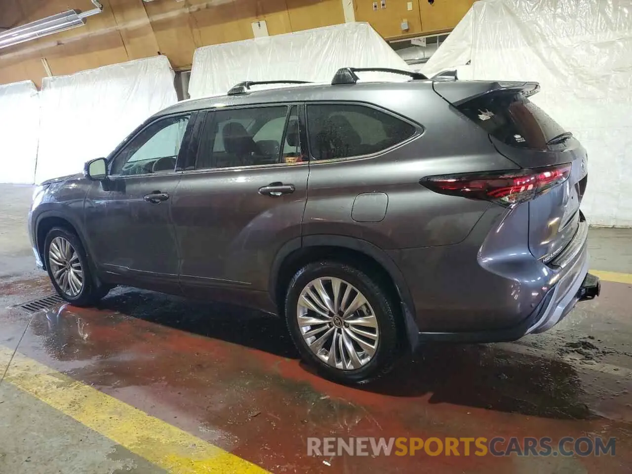 2 Photograph of a damaged car 5TDKDRBH1RS528497 TOYOTA HIGHLANDER 2024