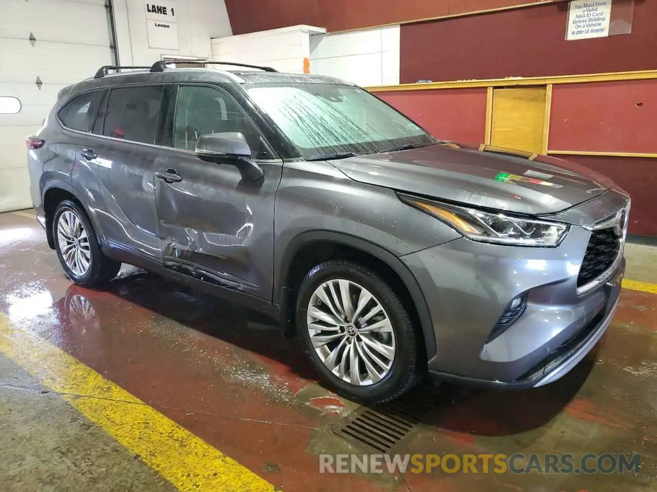 4 Photograph of a damaged car 5TDKDRBH1RS528497 TOYOTA HIGHLANDER 2024