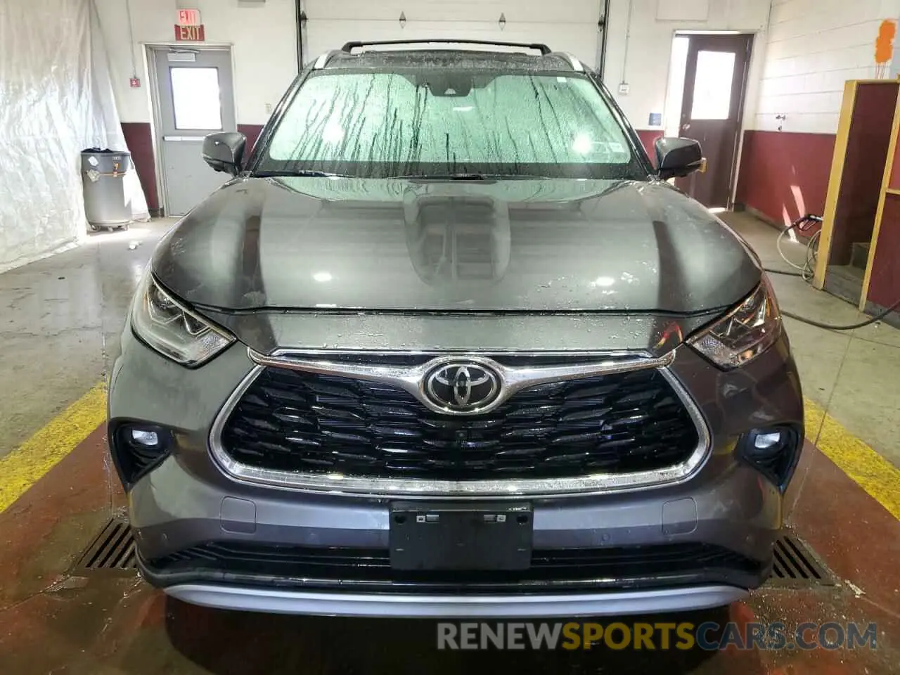 5 Photograph of a damaged car 5TDKDRBH1RS528497 TOYOTA HIGHLANDER 2024