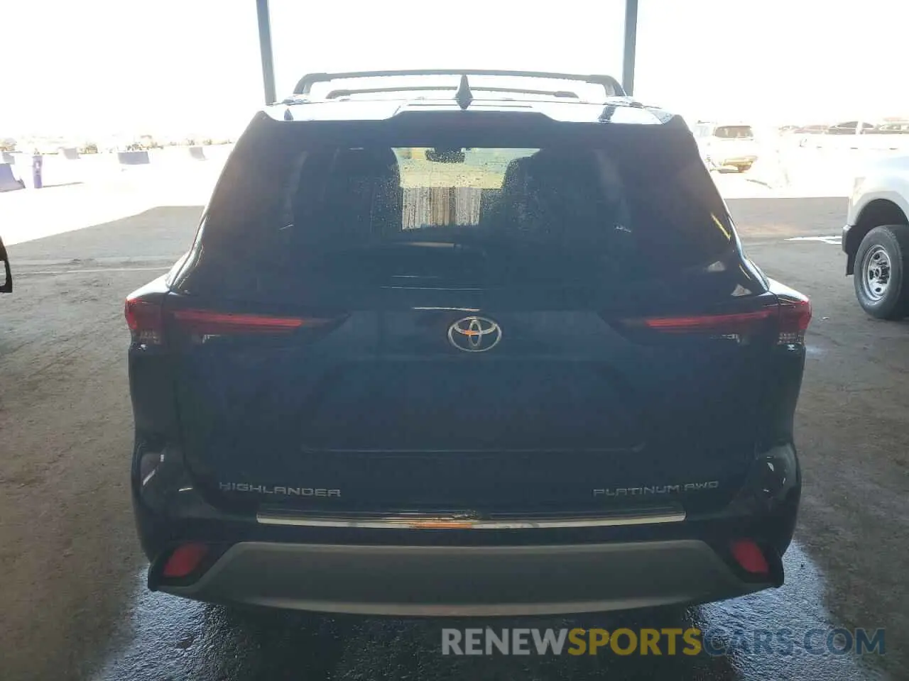 6 Photograph of a damaged car 5TDKDRBH1RS531593 TOYOTA HIGHLANDER 2024