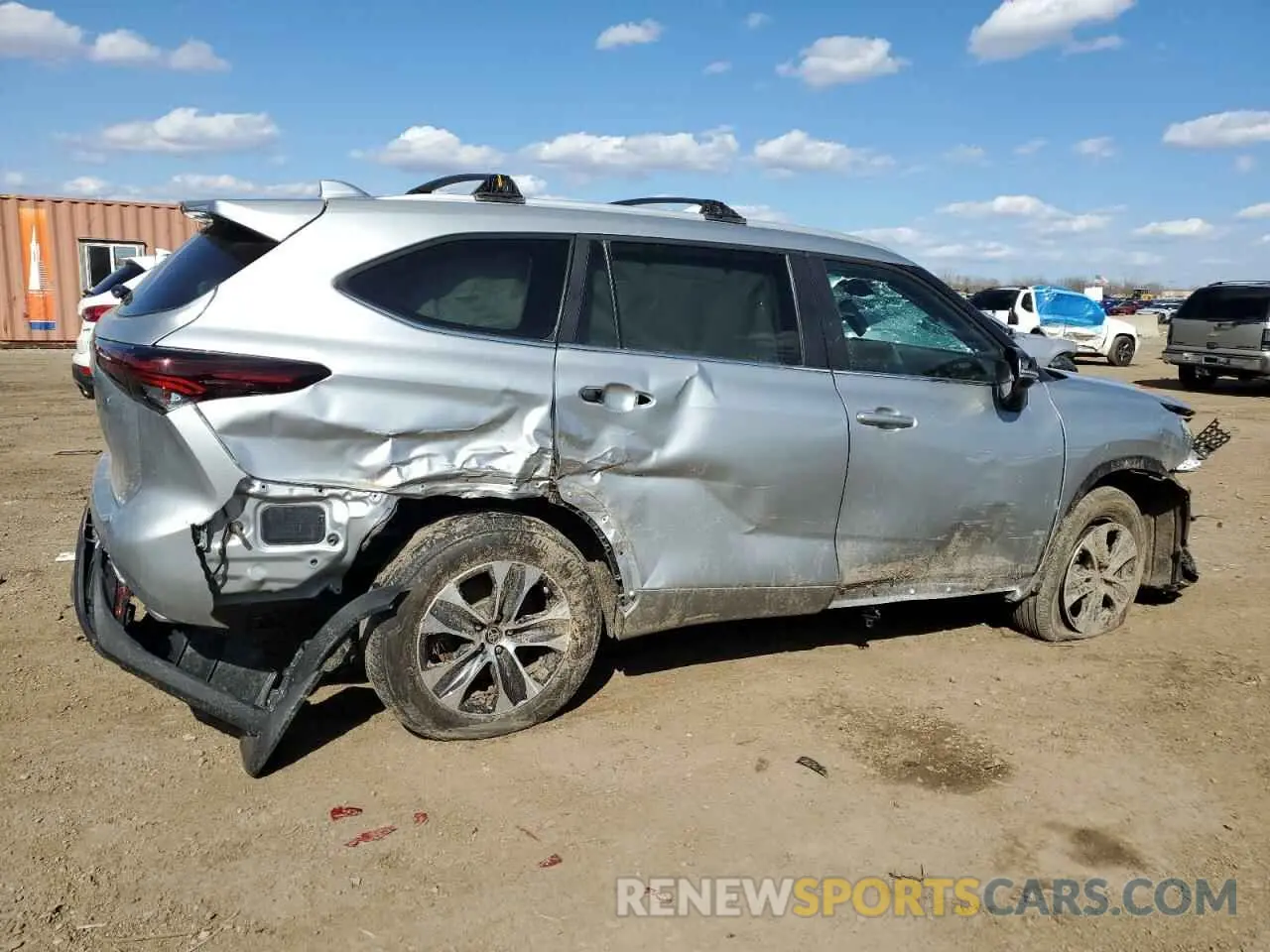 3 Photograph of a damaged car 5TDKDRBH1RS533442 TOYOTA HIGHLANDER 2024