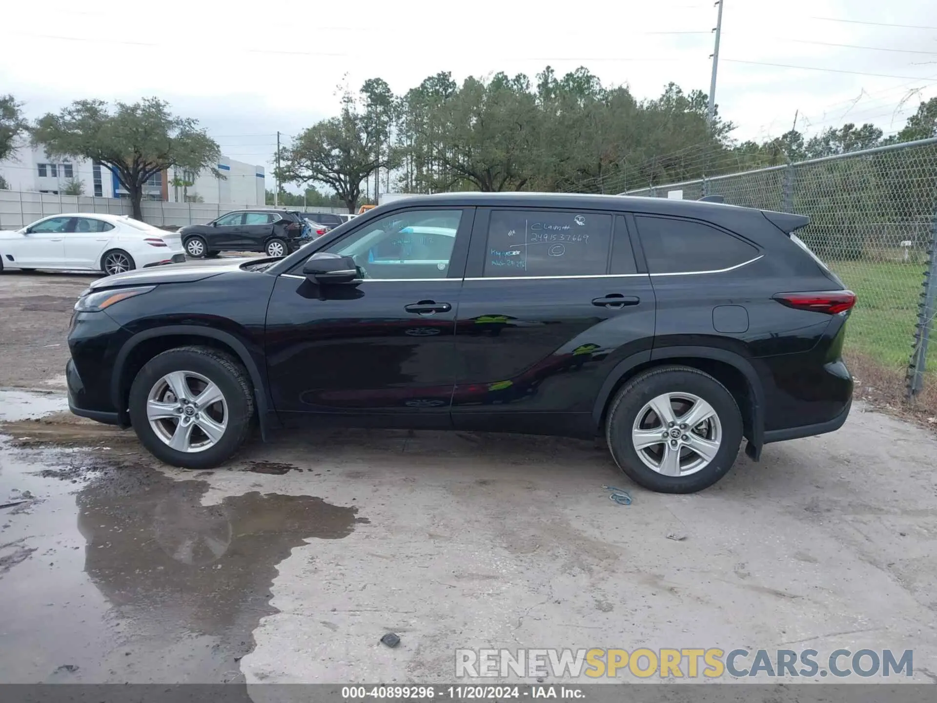 14 Photograph of a damaged car 5TDKDRBH1RS534168 TOYOTA HIGHLANDER 2024