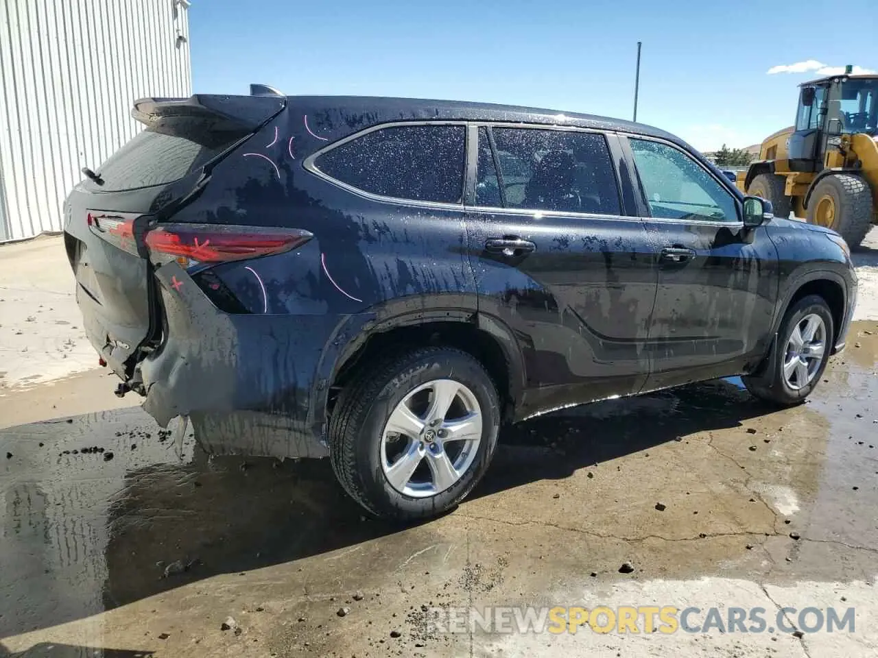 3 Photograph of a damaged car 5TDKDRBH2RS529755 TOYOTA HIGHLANDER 2024