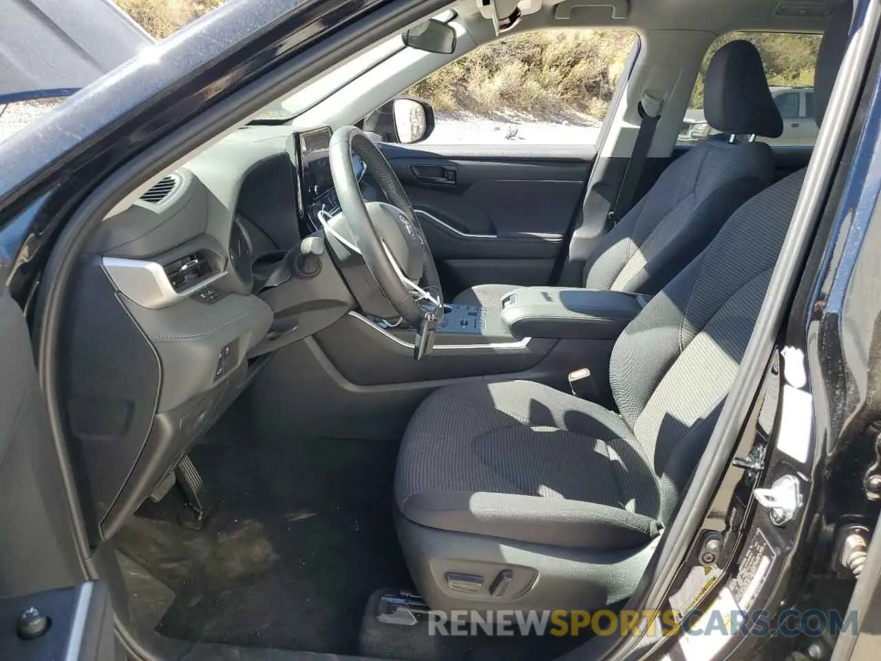 7 Photograph of a damaged car 5TDKDRBH2RS529755 TOYOTA HIGHLANDER 2024