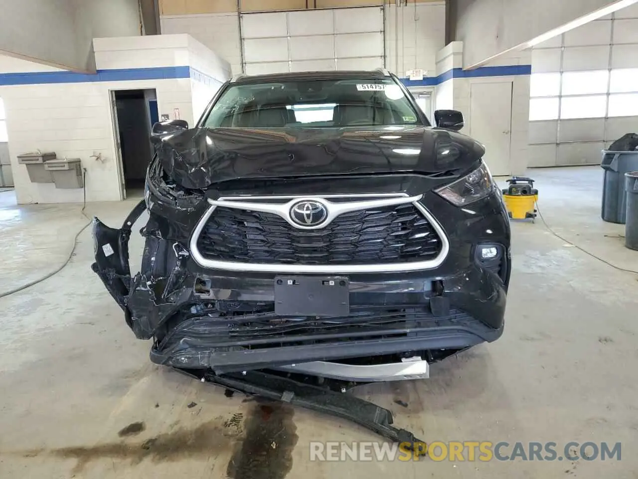 5 Photograph of a damaged car 5TDKDRBH2RS568071 TOYOTA HIGHLANDER 2024