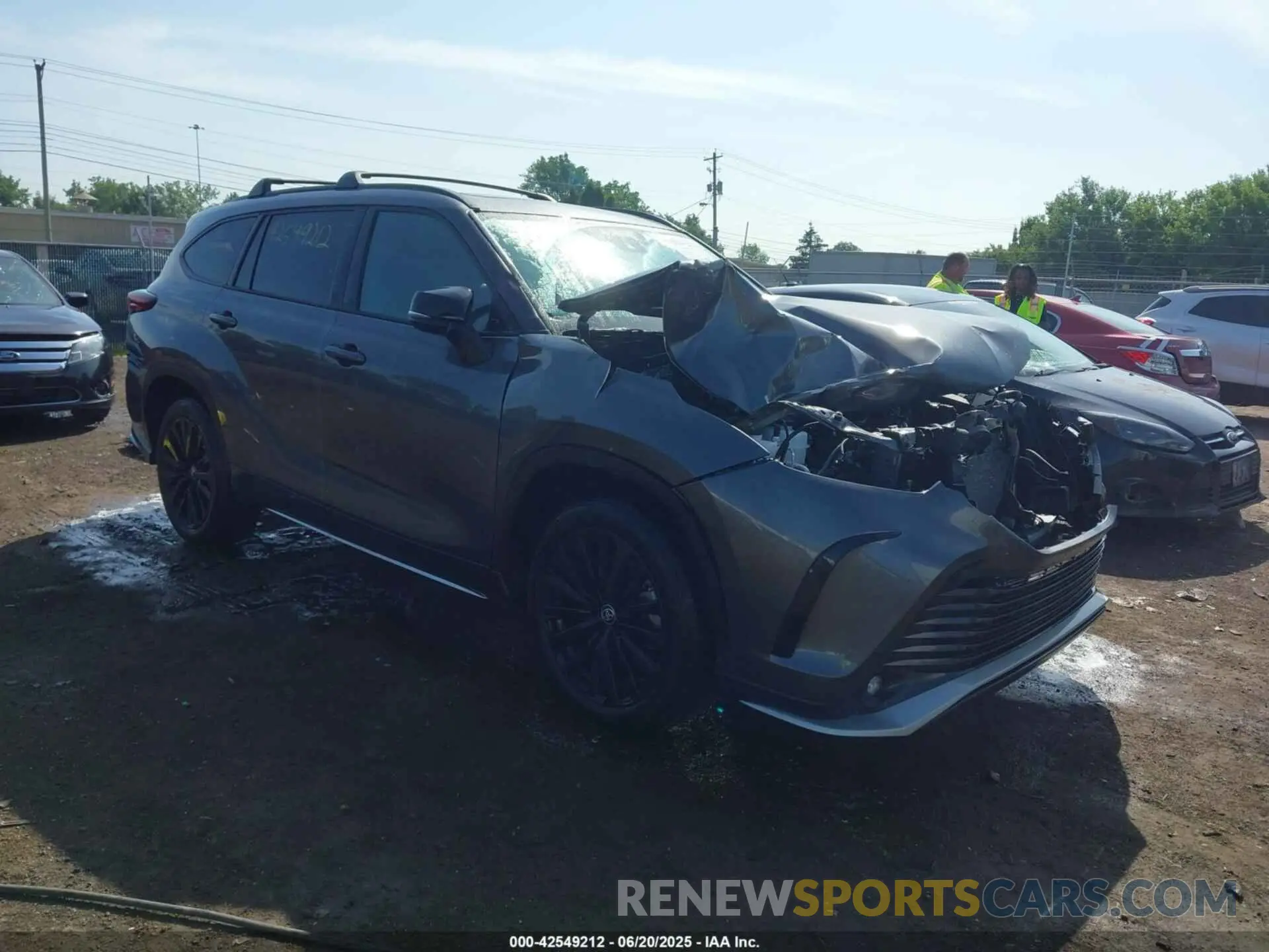 1 Photograph of a damaged car 5TDKDRBH2RS568670 TOYOTA HIGHLANDER 2024