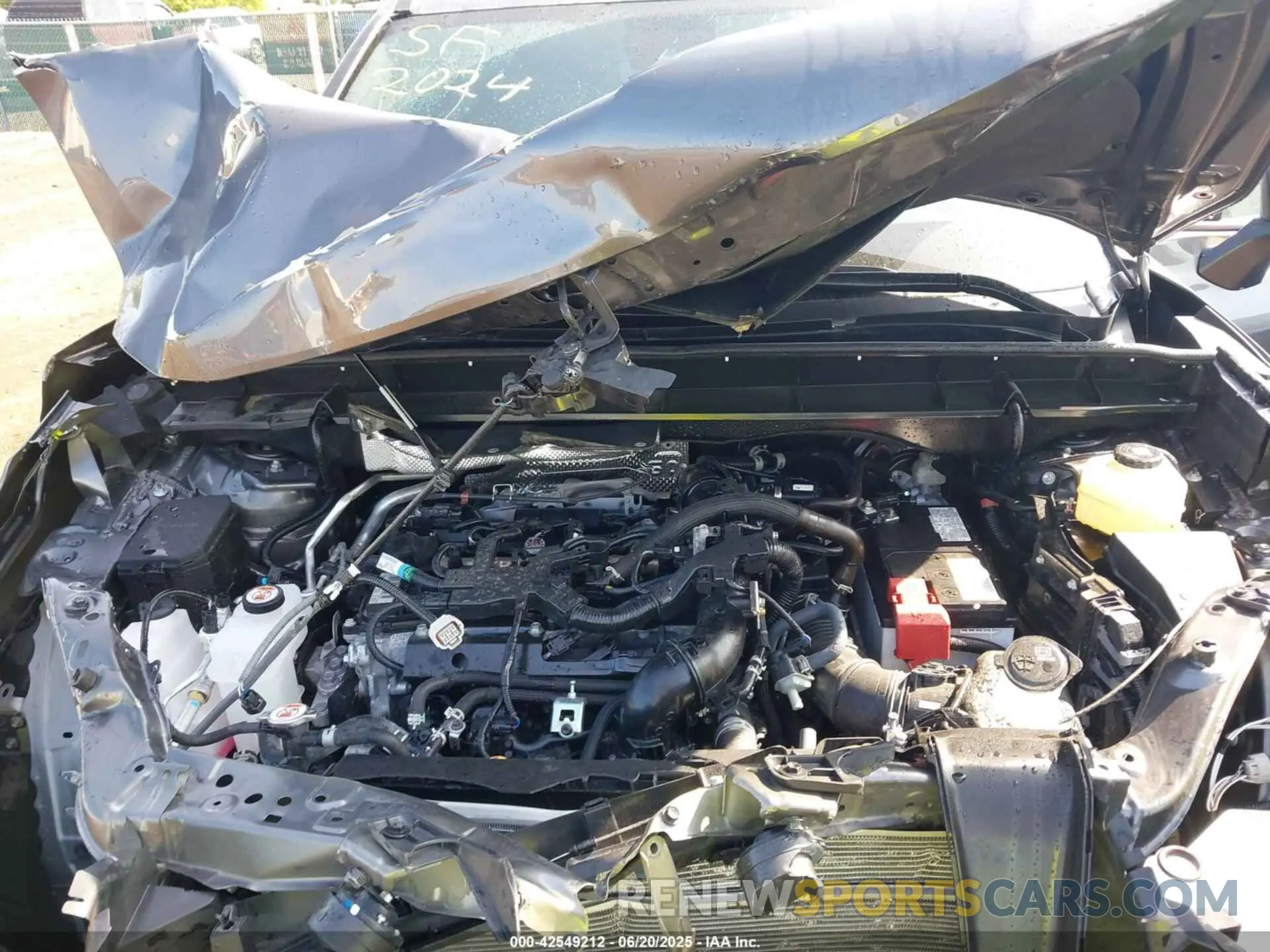 10 Photograph of a damaged car 5TDKDRBH2RS568670 TOYOTA HIGHLANDER 2024
