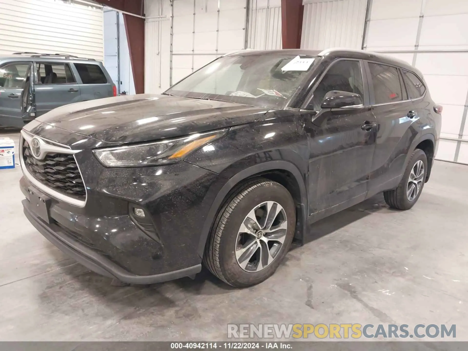 2 Photograph of a damaged car 5TDKDRBH3RS531837 TOYOTA HIGHLANDER 2024