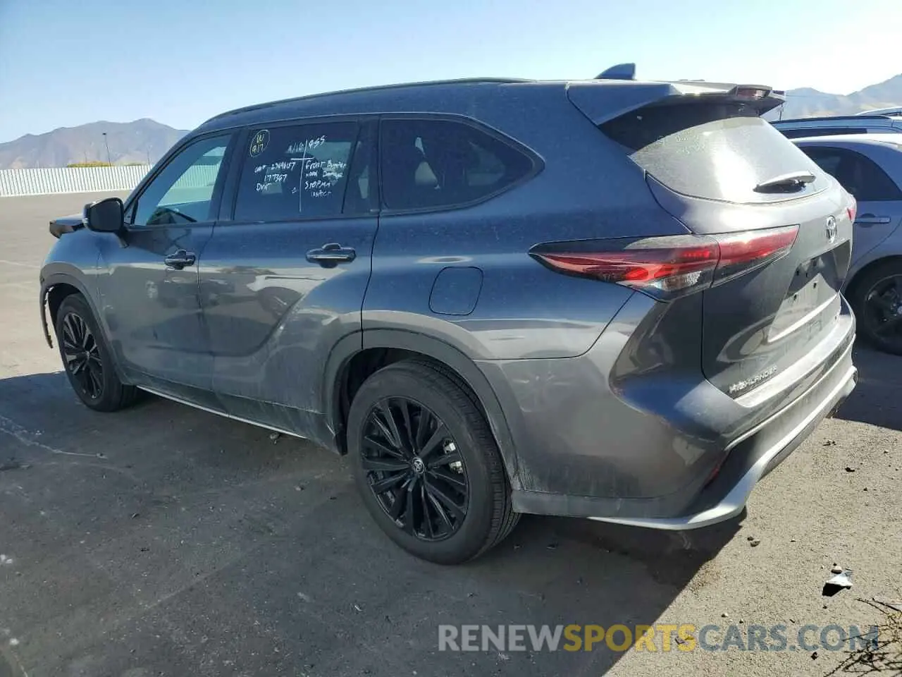 2 Photograph of a damaged car 5TDKDRBH3RS547410 TOYOTA HIGHLANDER 2024