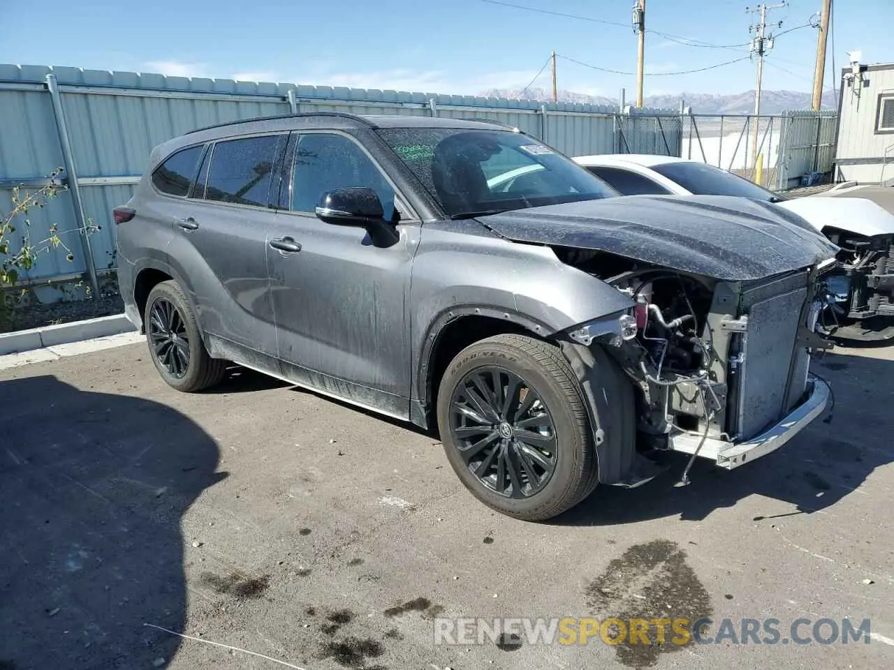 4 Photograph of a damaged car 5TDKDRBH3RS547410 TOYOTA HIGHLANDER 2024