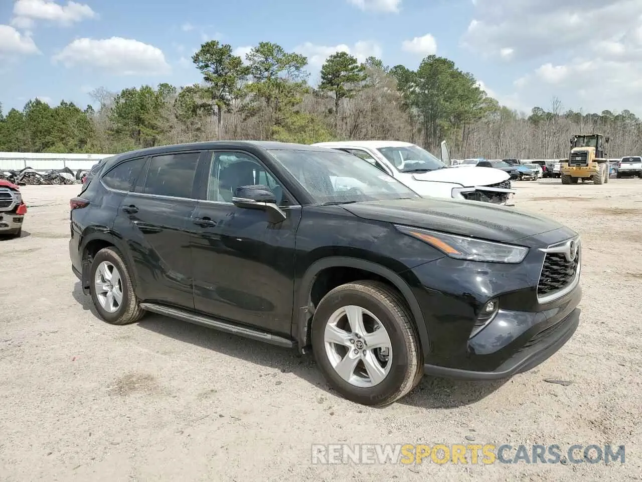 4 Photograph of a damaged car 5TDKDRBH4RS541907 TOYOTA HIGHLANDER 2024