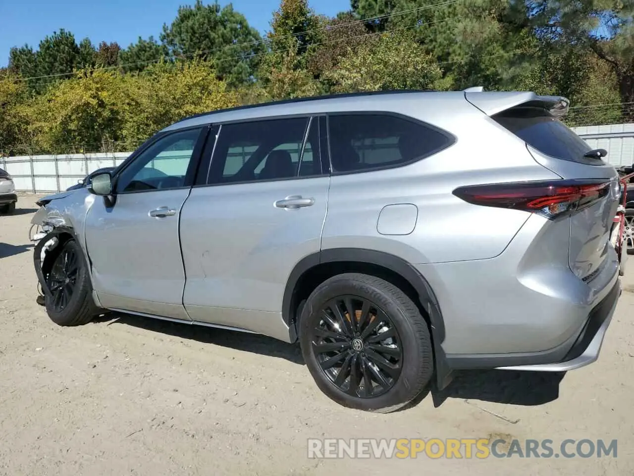 2 Photograph of a damaged car 5TDKDRBH4RS552311 TOYOTA HIGHLANDER 2024