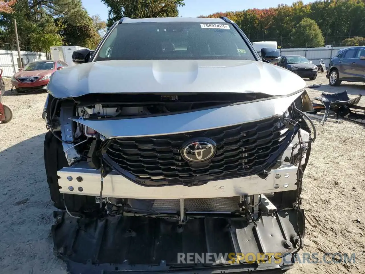 5 Photograph of a damaged car 5TDKDRBH4RS552311 TOYOTA HIGHLANDER 2024