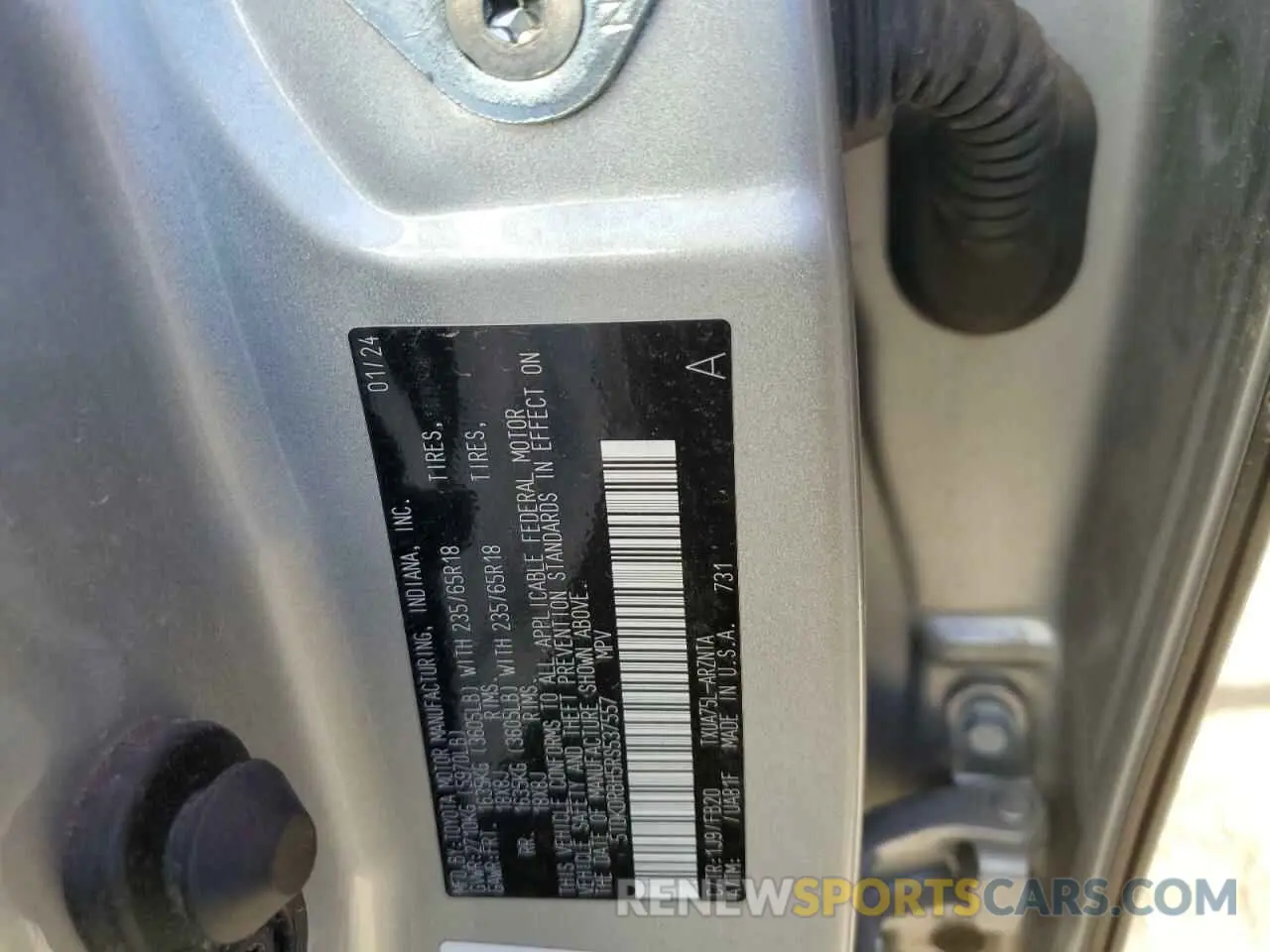 13 Photograph of a damaged car 5TDKDRBH5RS537557 TOYOTA HIGHLANDER 2024