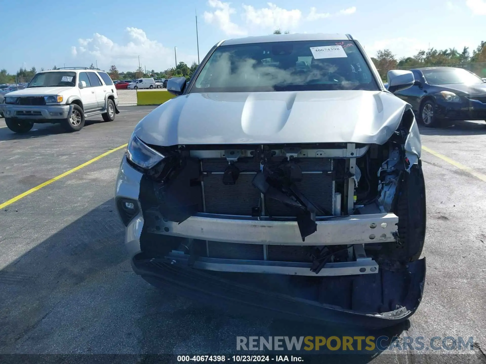 12 Photograph of a damaged car 5TDKDRBH5RS550700 TOYOTA HIGHLANDER 2024
