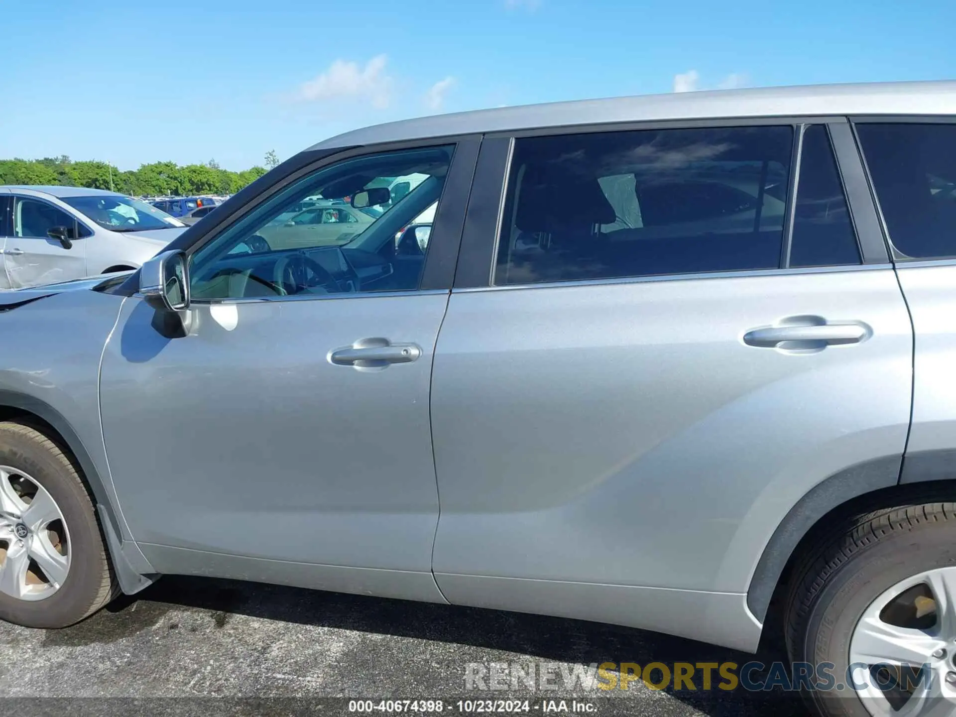 14 Photograph of a damaged car 5TDKDRBH5RS550700 TOYOTA HIGHLANDER 2024