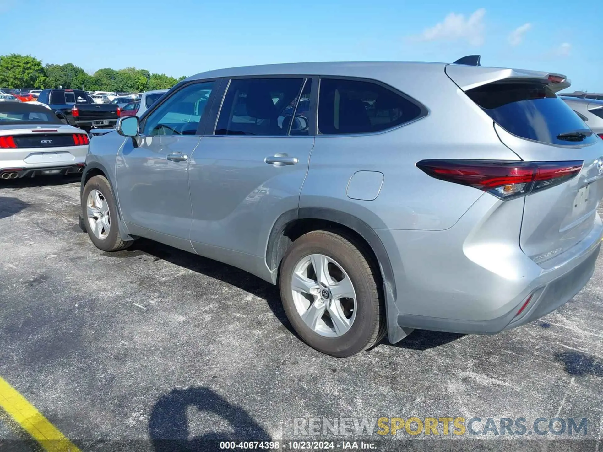 3 Photograph of a damaged car 5TDKDRBH5RS550700 TOYOTA HIGHLANDER 2024