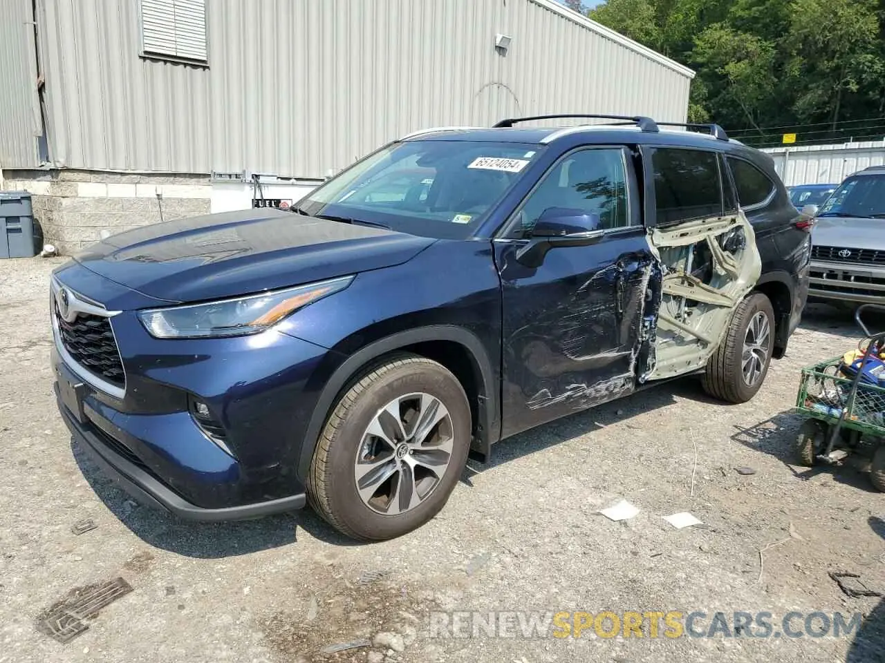 1 Photograph of a damaged car 5TDKDRBH5RS558232 TOYOTA HIGHLANDER 2024