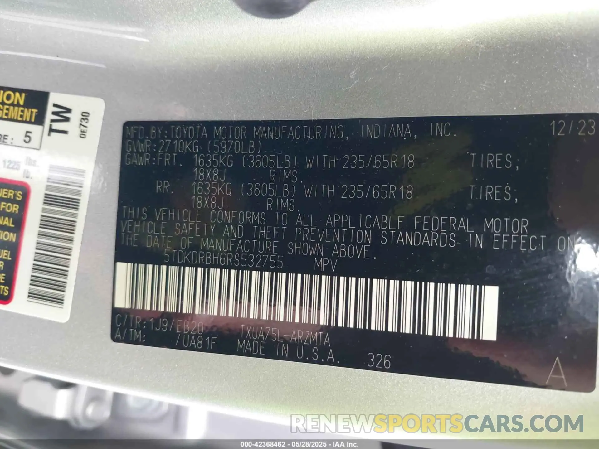 9 Photograph of a damaged car 5TDKDRBH6RS532755 TOYOTA HIGHLANDER 2024