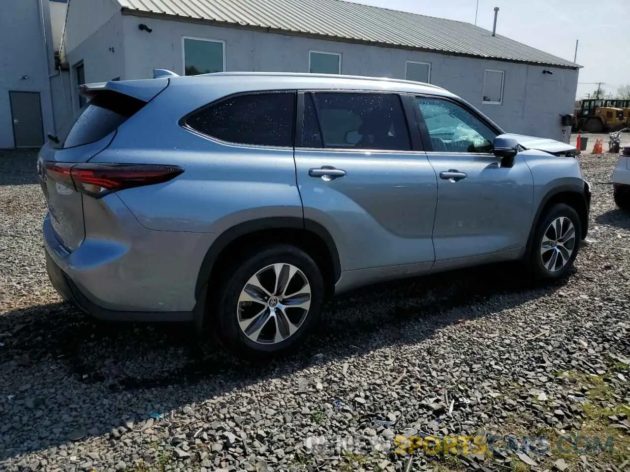 3 Photograph of a damaged car 5TDKDRBH7RS539875 TOYOTA HIGHLANDER 2024