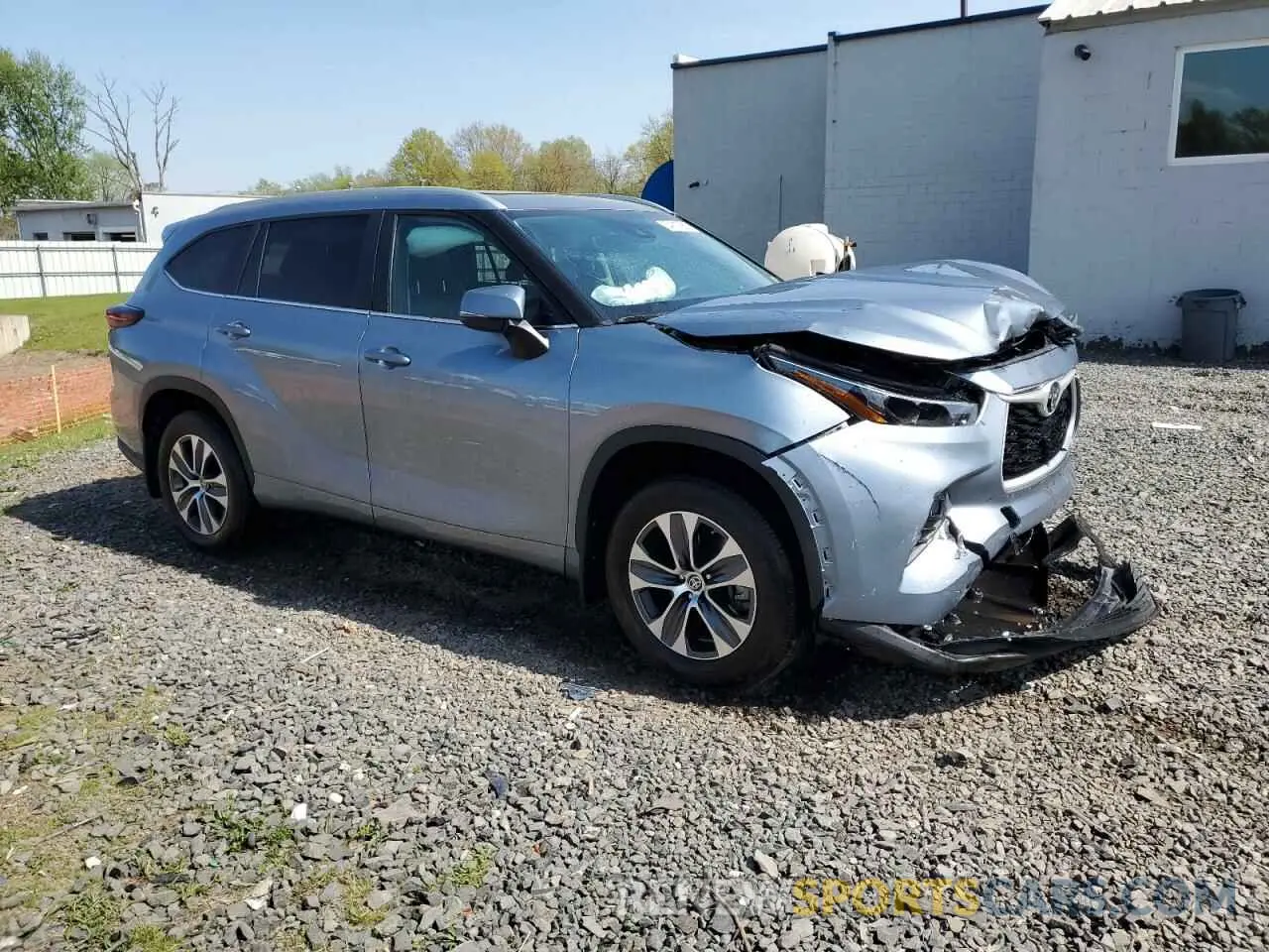 4 Photograph of a damaged car 5TDKDRBH7RS539875 TOYOTA HIGHLANDER 2024