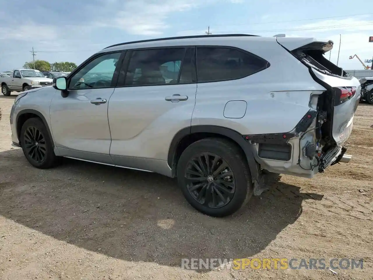 2 Photograph of a damaged car 5TDKDRBH8RS532465 TOYOTA HIGHLANDER 2024