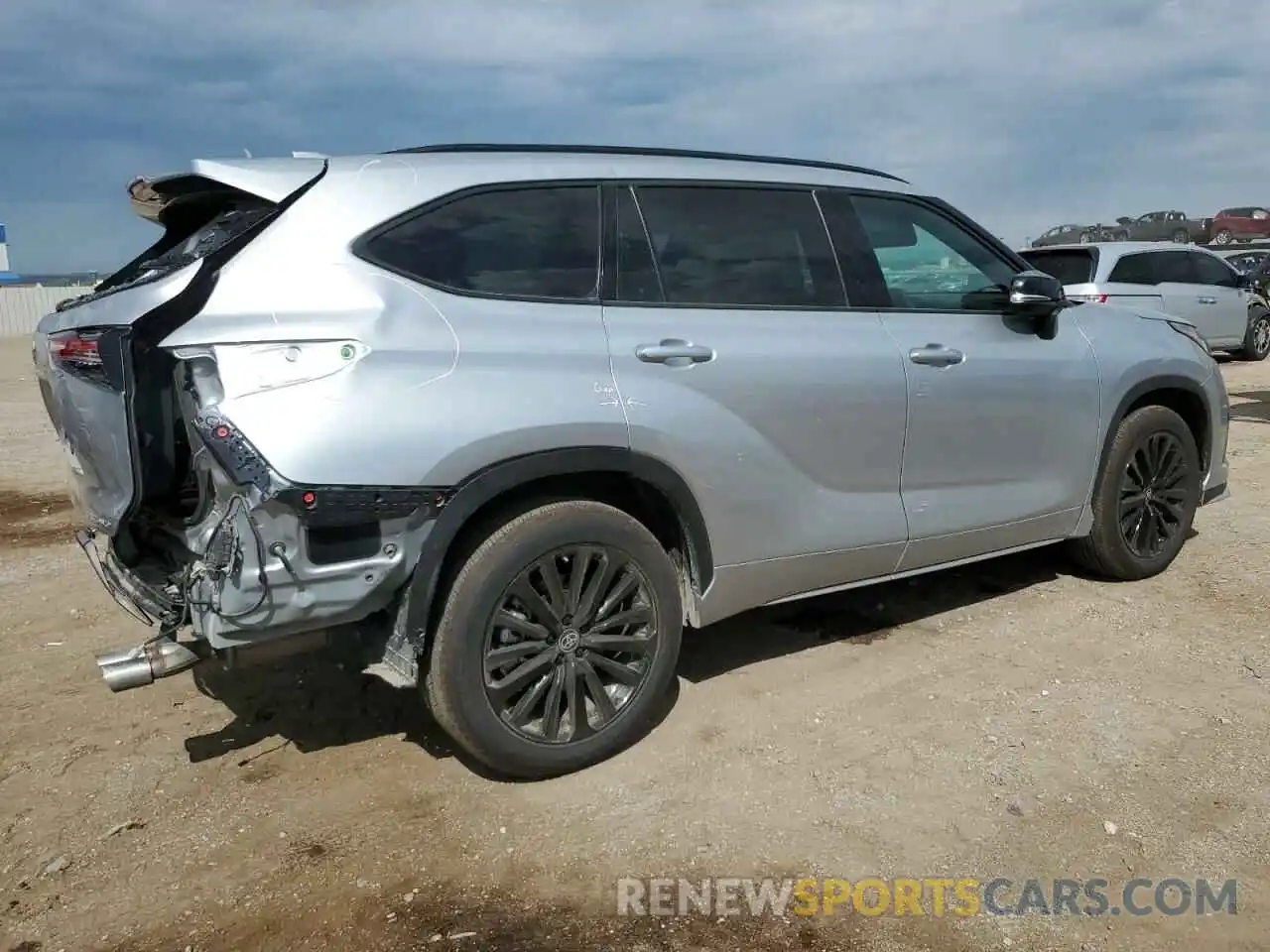 3 Photograph of a damaged car 5TDKDRBH8RS532465 TOYOTA HIGHLANDER 2024