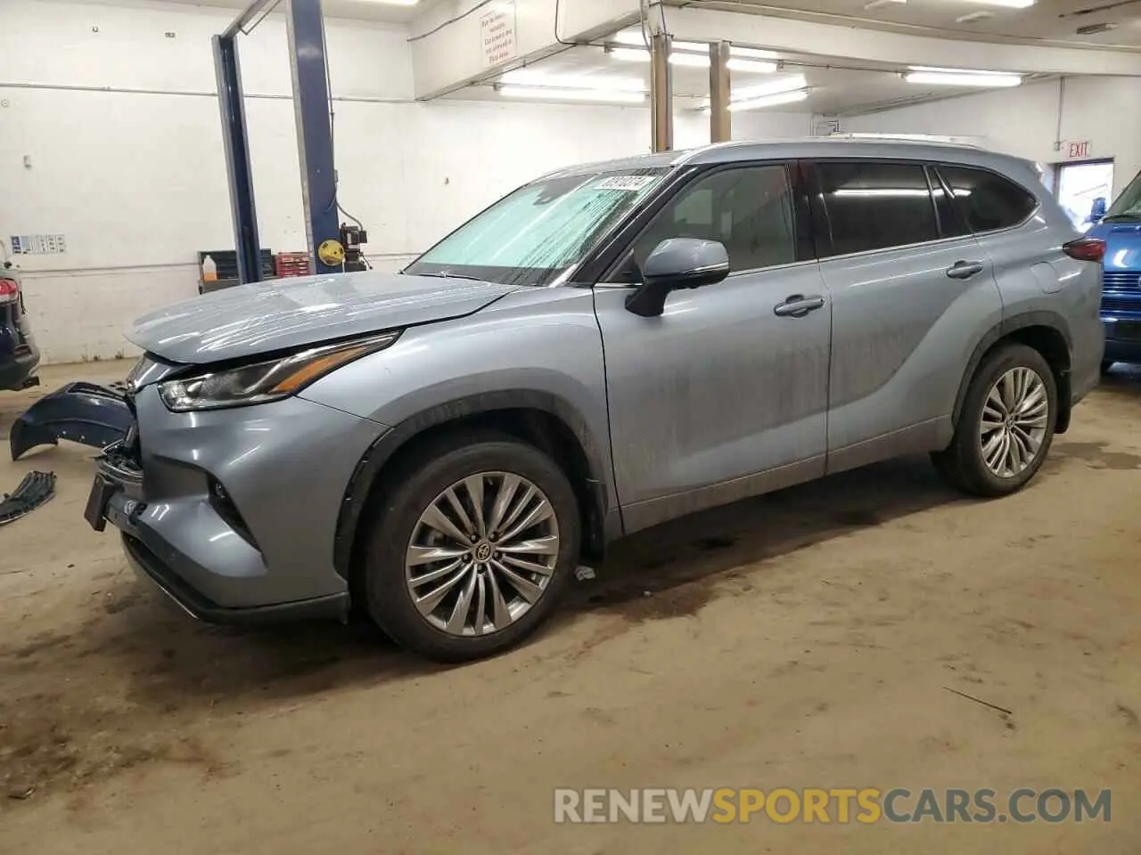 1 Photograph of a damaged car 5TDKDRBH8RS570438 TOYOTA HIGHLANDER 2024