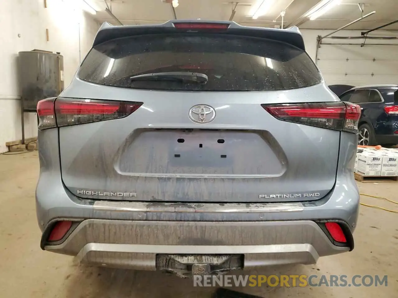 6 Photograph of a damaged car 5TDKDRBH8RS570438 TOYOTA HIGHLANDER 2024