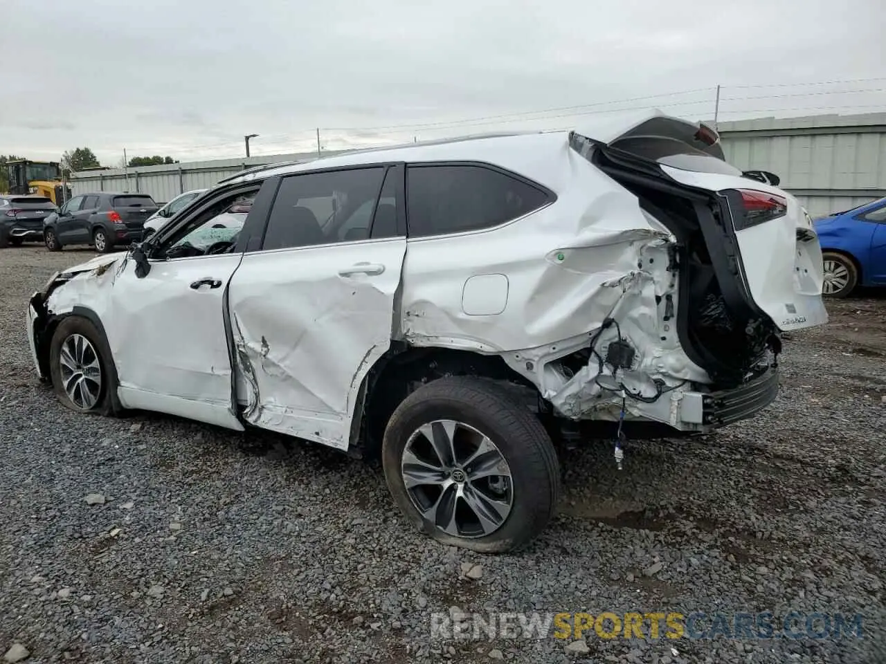 2 Photograph of a damaged car 5TDKDRBH9RS548643 TOYOTA HIGHLANDER 2024
