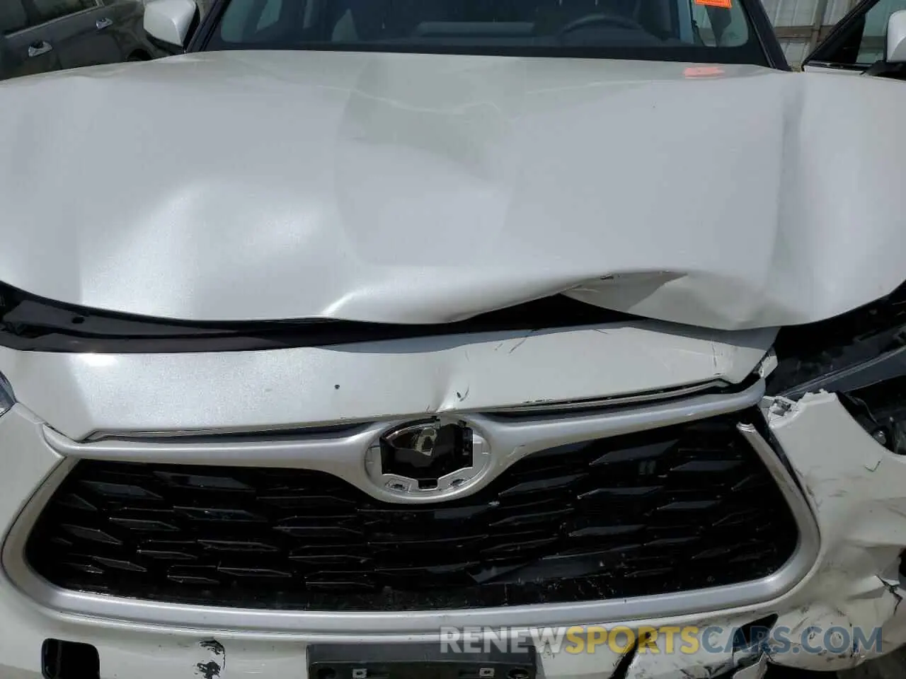12 Photograph of a damaged car 5TDKDRBH9RS557620 TOYOTA HIGHLANDER 2024