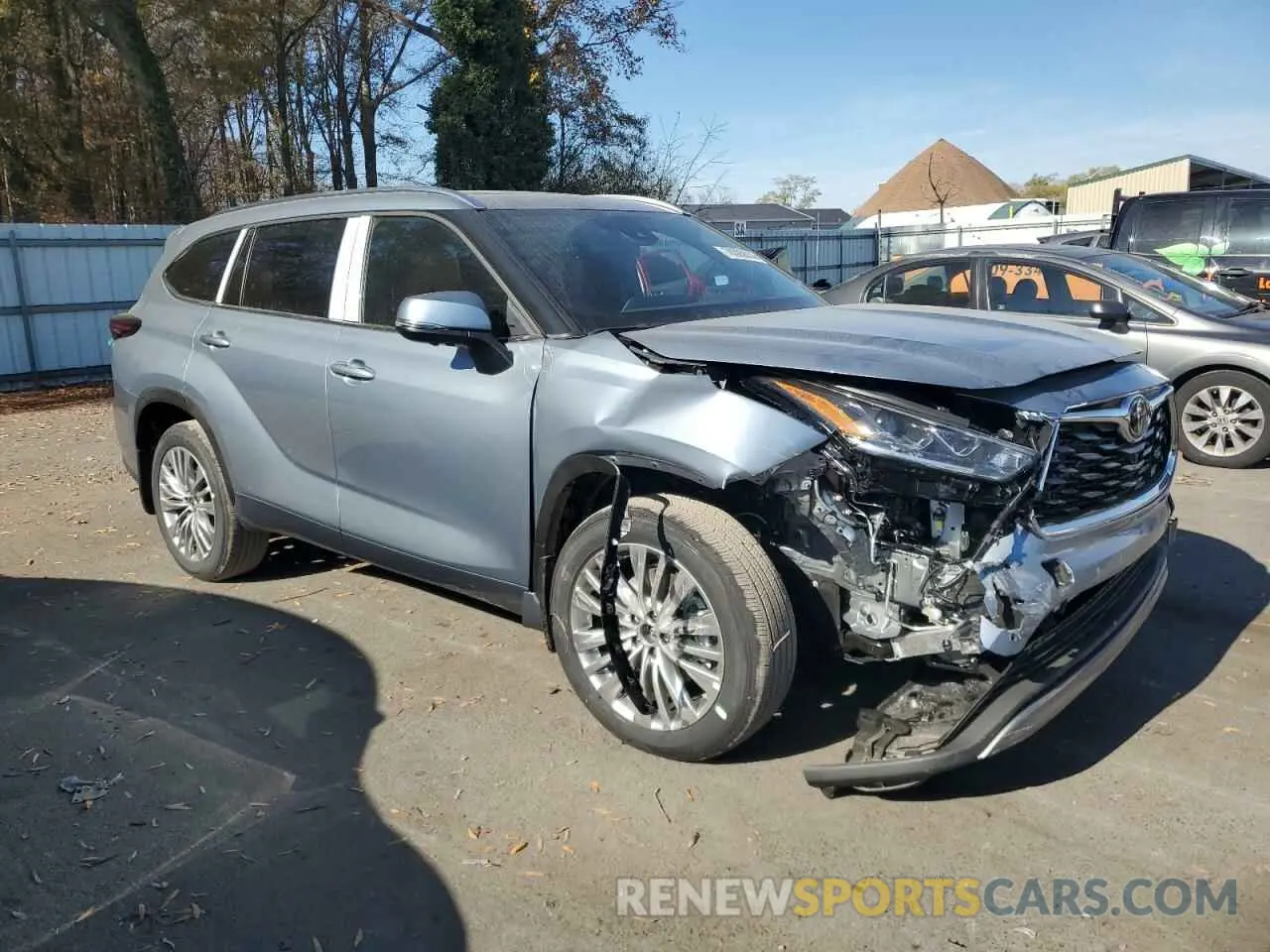 4 Photograph of a damaged car 5TDKDRBH9RS574367 TOYOTA HIGHLANDER 2024