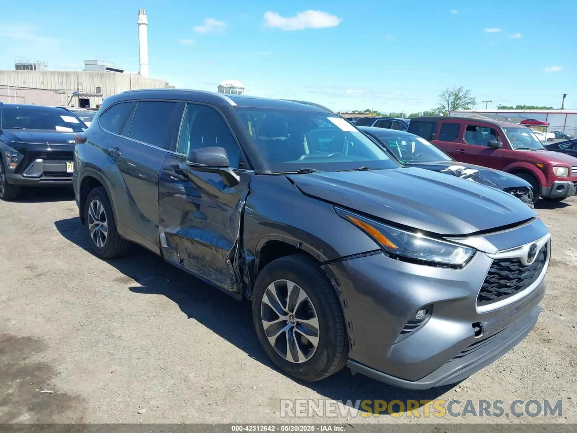 6 Photograph of a damaged car 5TDKDRBHXRS531947 TOYOTA HIGHLANDER 2024