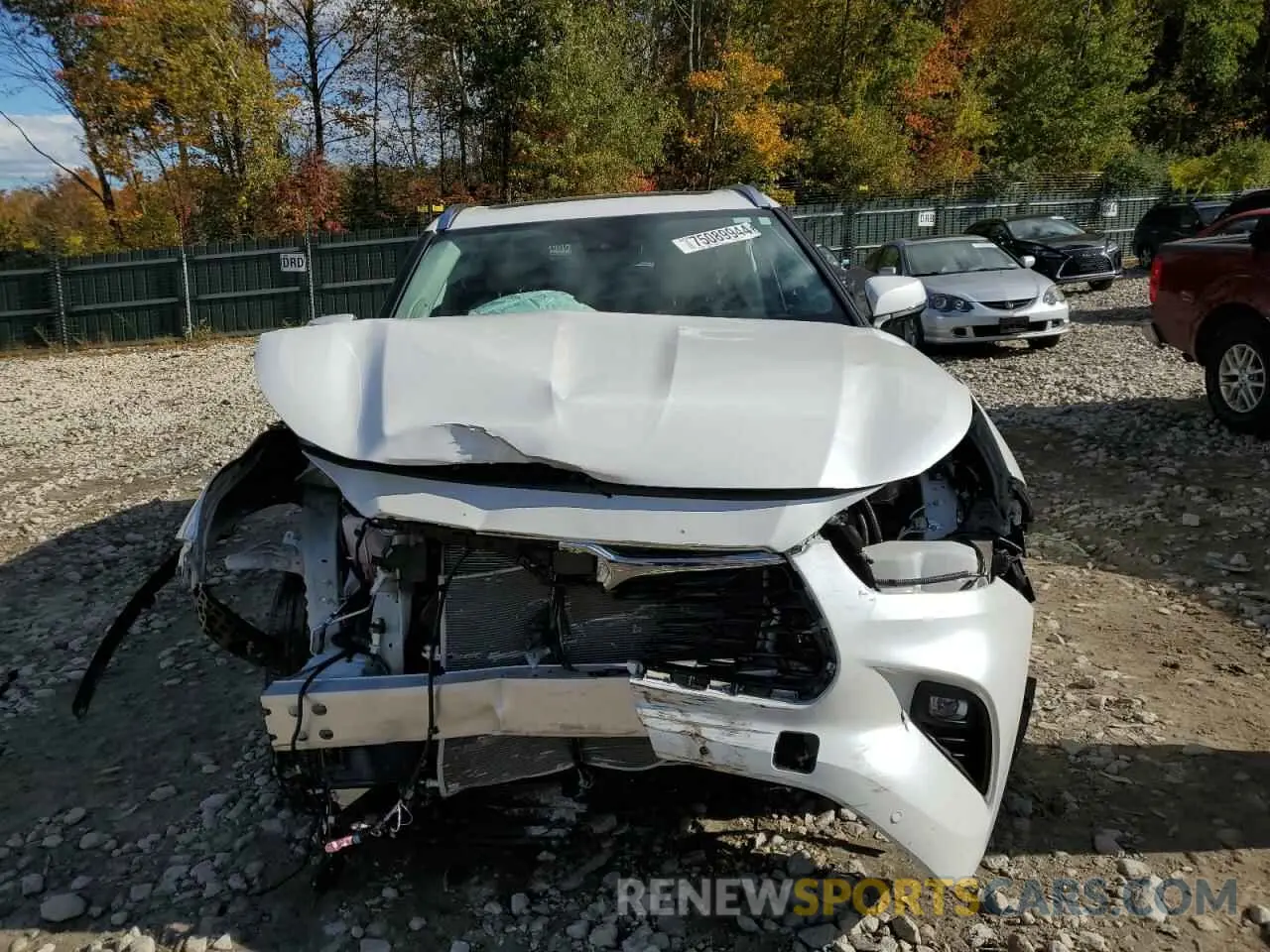 5 Photograph of a damaged car 5TDKDRBHXRS543287 TOYOTA HIGHLANDER 2024