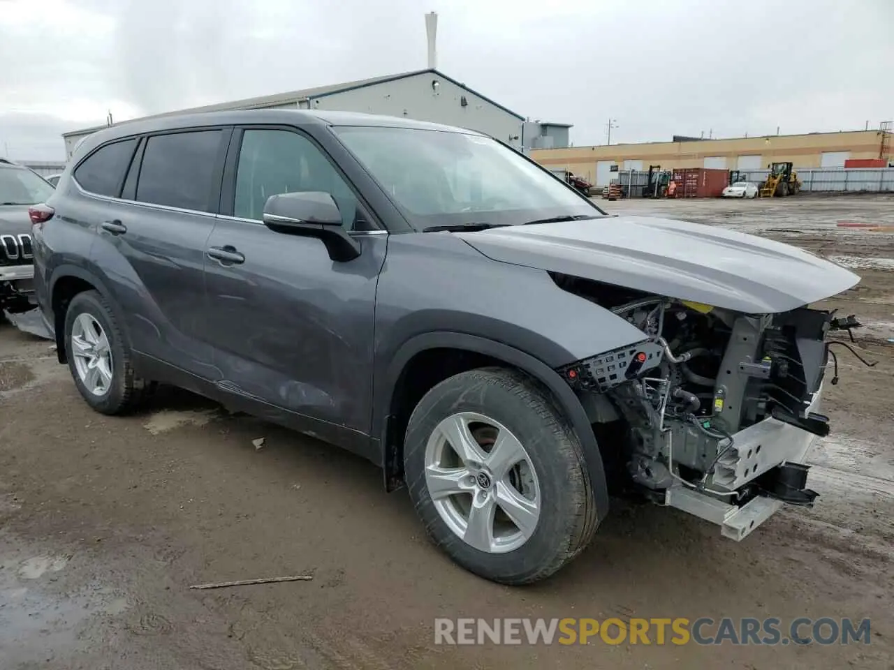 4 Photograph of a damaged car 5TDKDRBHXRS549445 TOYOTA HIGHLANDER 2024