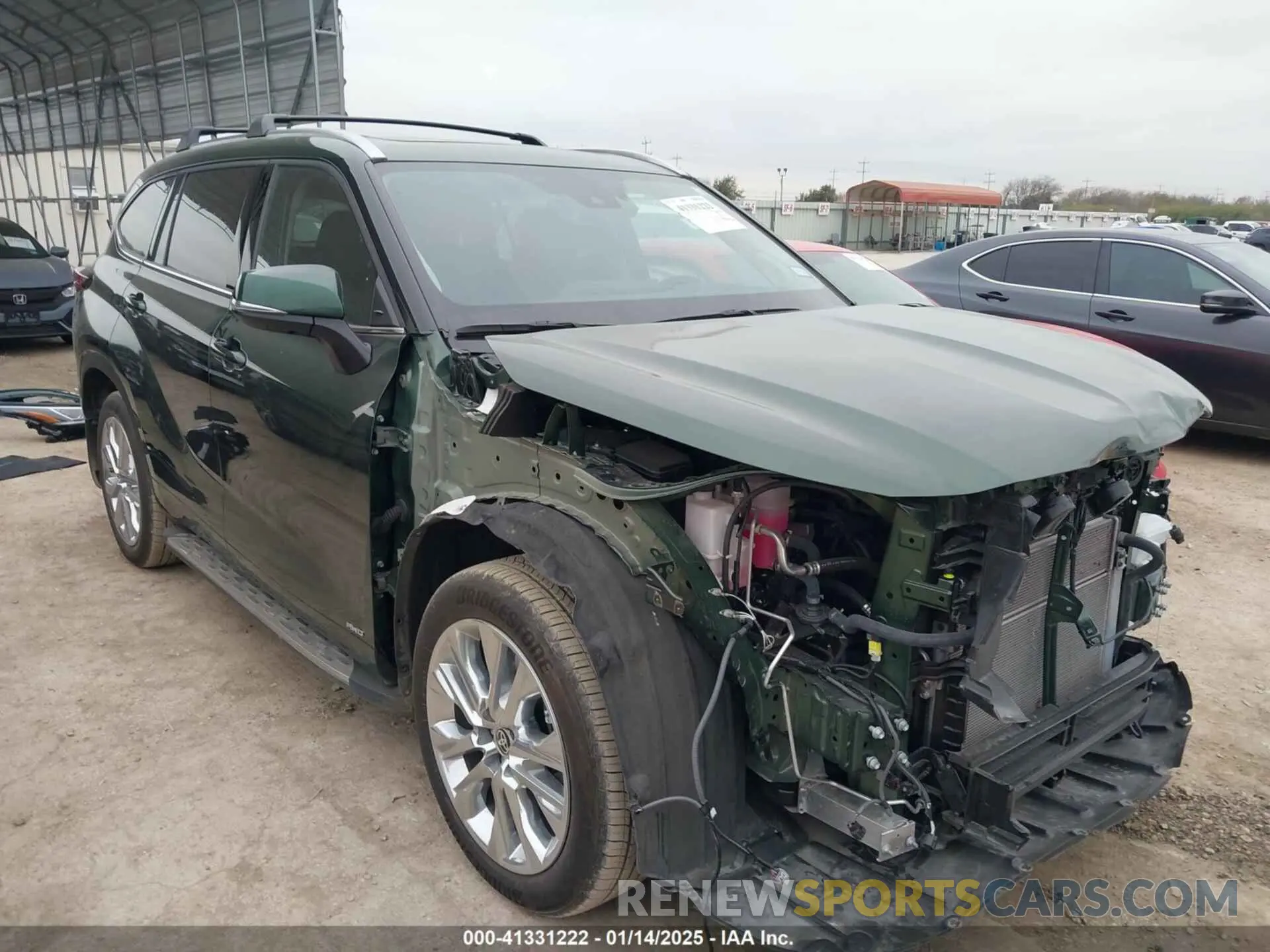 1 Photograph of a damaged car 5TDXBRCH5RS625342 TOYOTA HIGHLANDER 2024