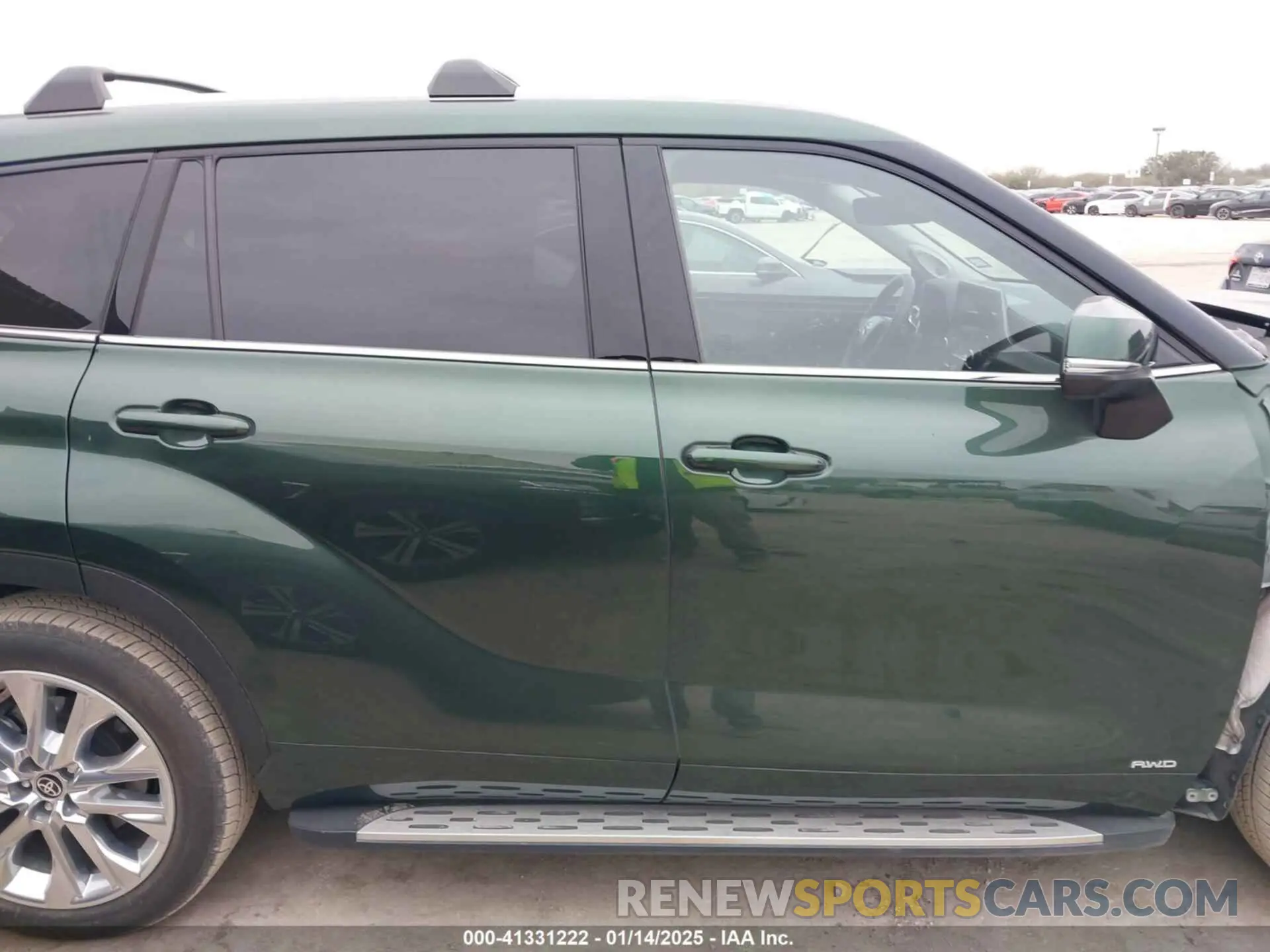 13 Photograph of a damaged car 5TDXBRCH5RS625342 TOYOTA HIGHLANDER 2024