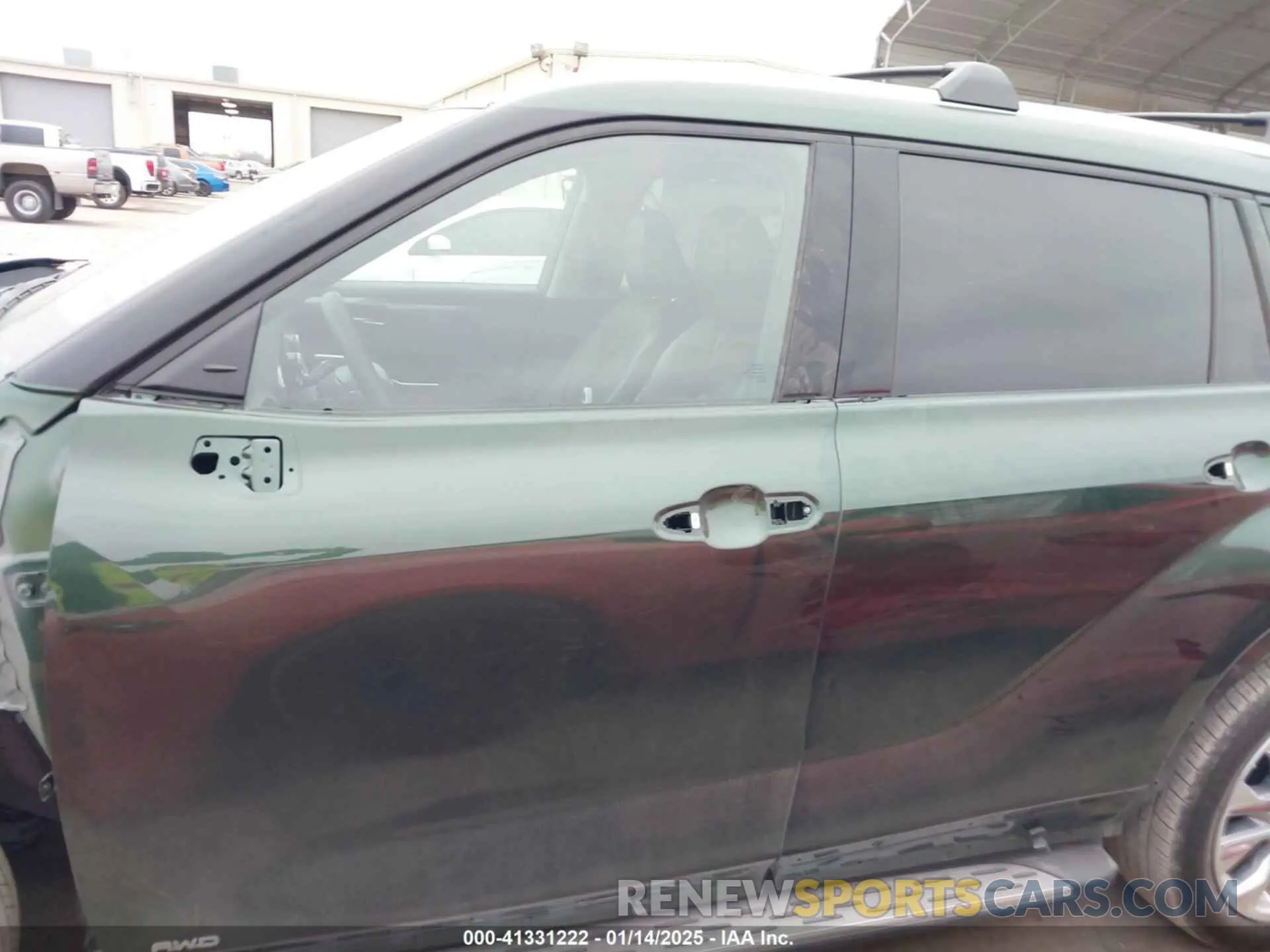 14 Photograph of a damaged car 5TDXBRCH5RS625342 TOYOTA HIGHLANDER 2024