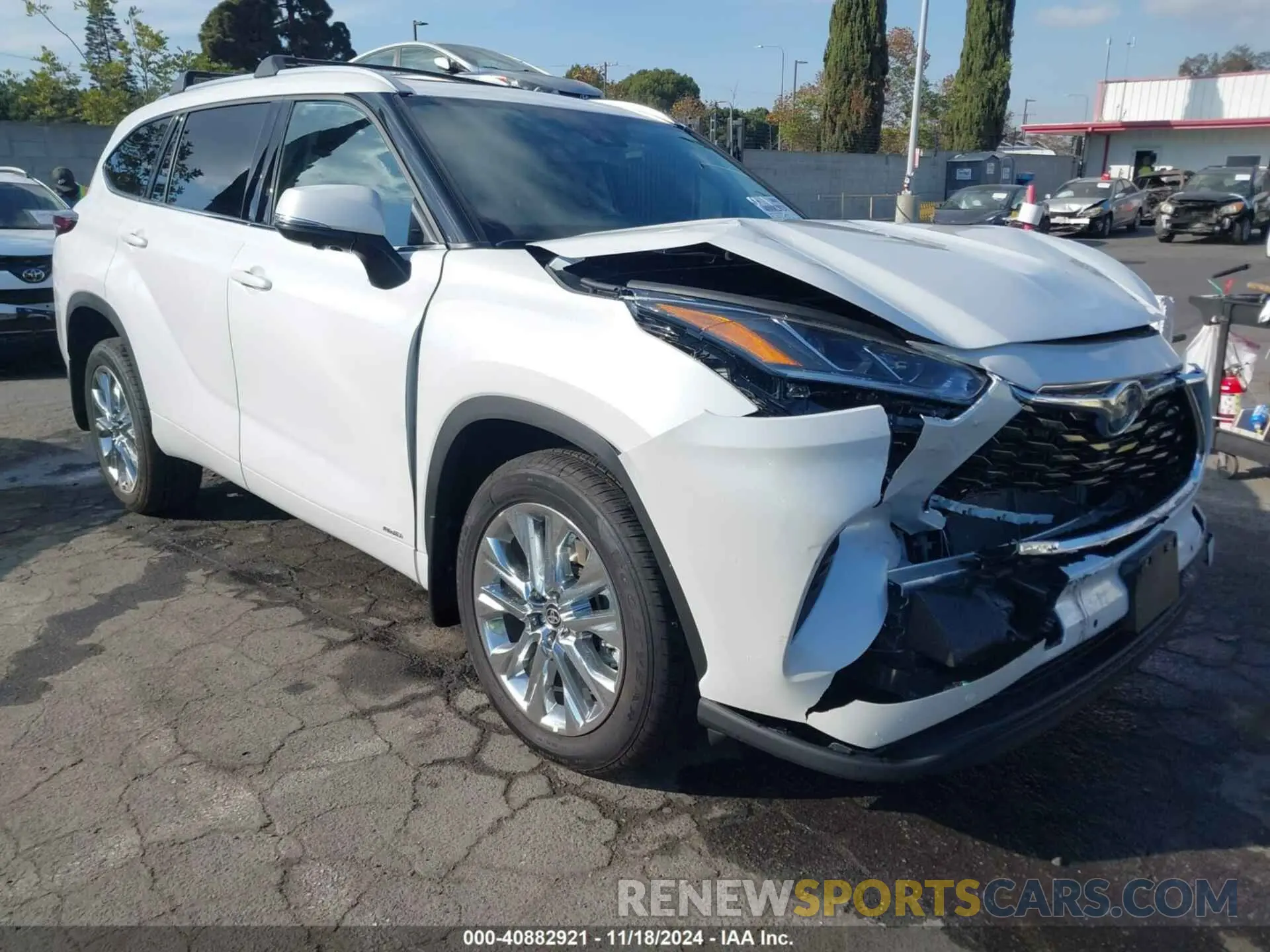 1 Photograph of a damaged car 5TDXBRCH5RS640360 TOYOTA HIGHLANDER 2024