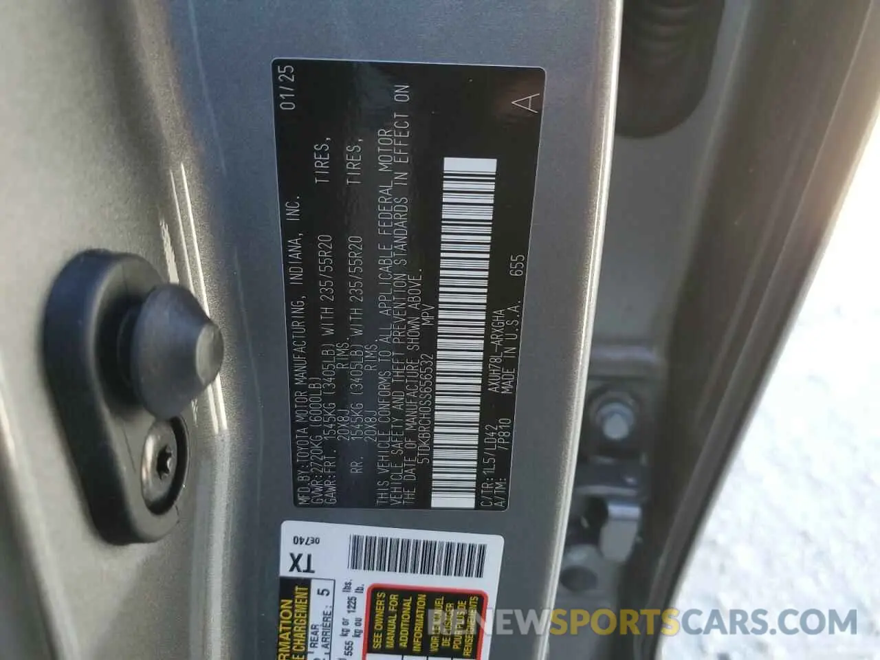13 Photograph of a damaged car 5TDKBRCH0SS656532 TOYOTA HIGHLANDER 2025
