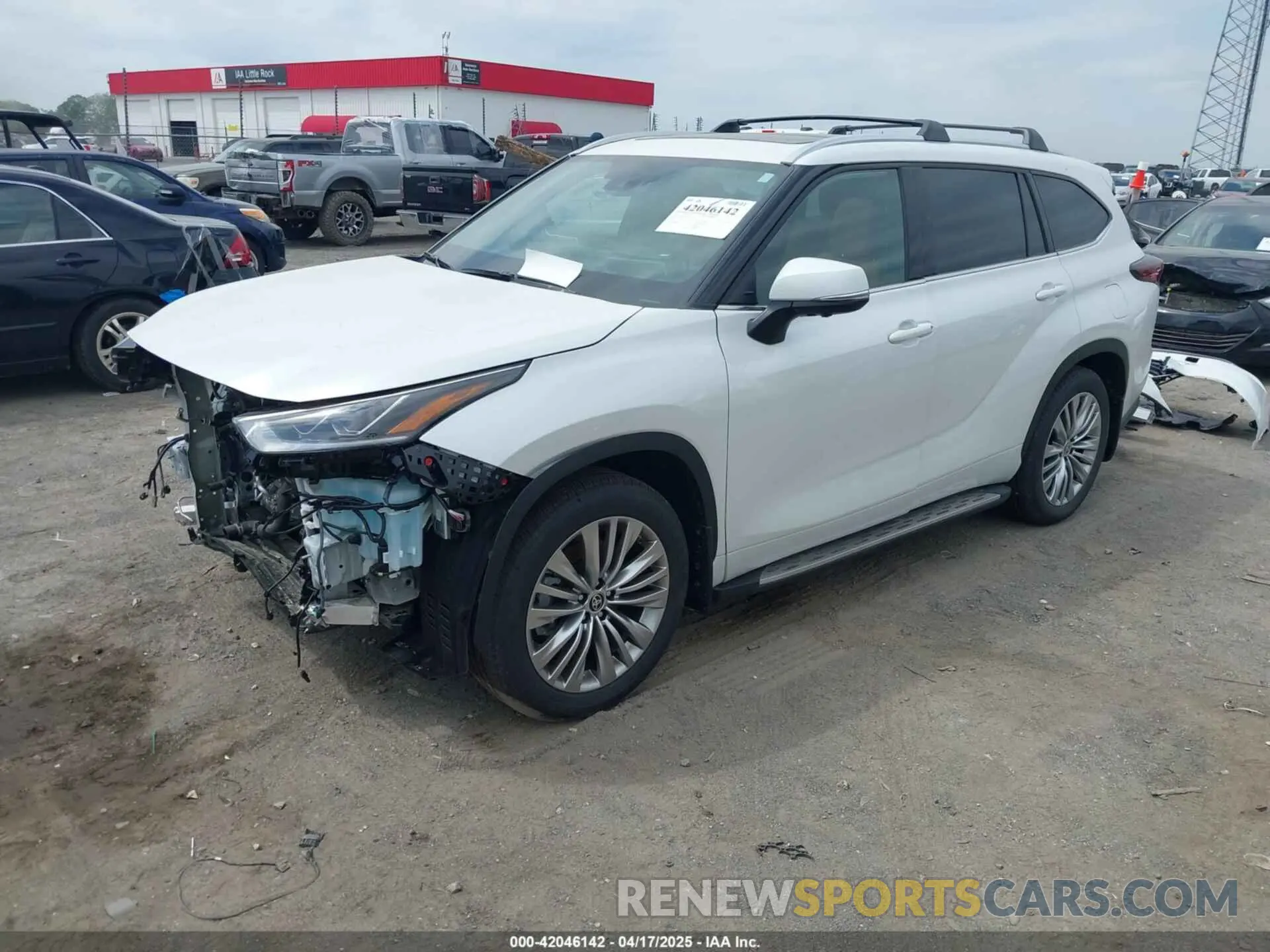 2 Photograph of a damaged car 5TDKDRBHXSS01A236 TOYOTA HIGHLANDER 2025