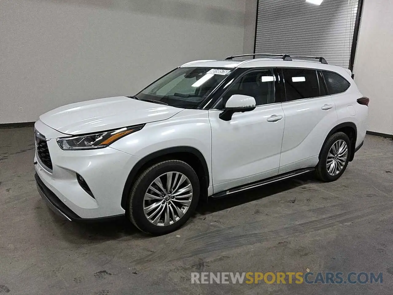 1 Photograph of a damaged car 5TDKDRBHXSS575968 TOYOTA HIGHLANDER 2025
