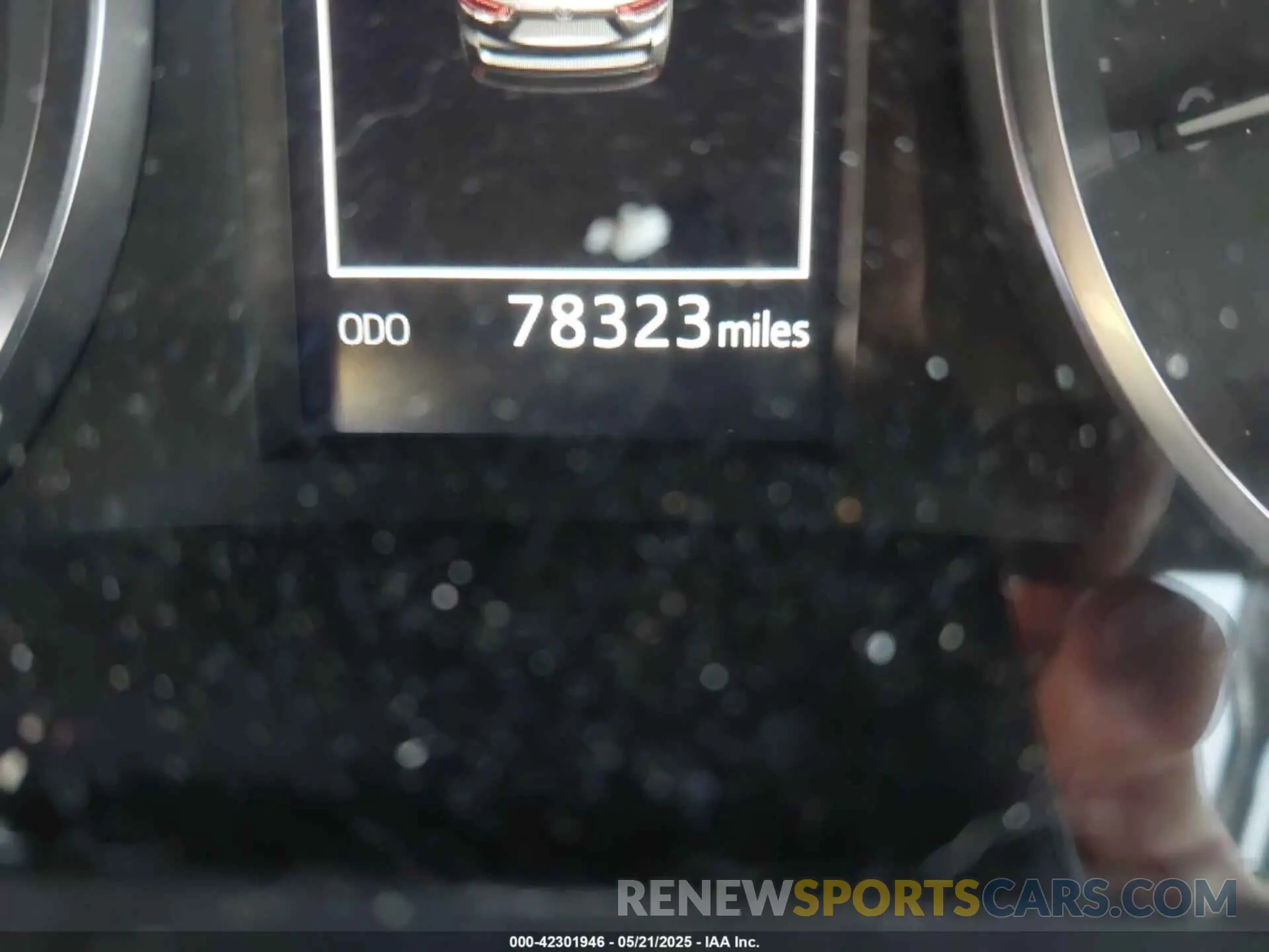 14 Photograph of a damaged car 5TDBGRFH6KS070611 TOYOTA HIGHLANDER HYBRID 2019